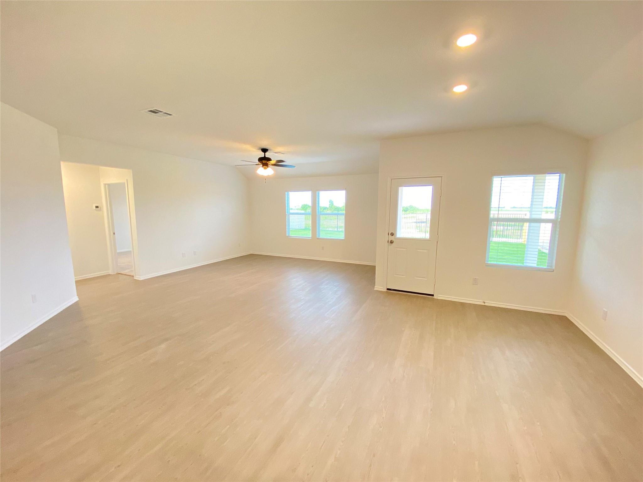 1400 Pickerel St, Leander, TX 78641