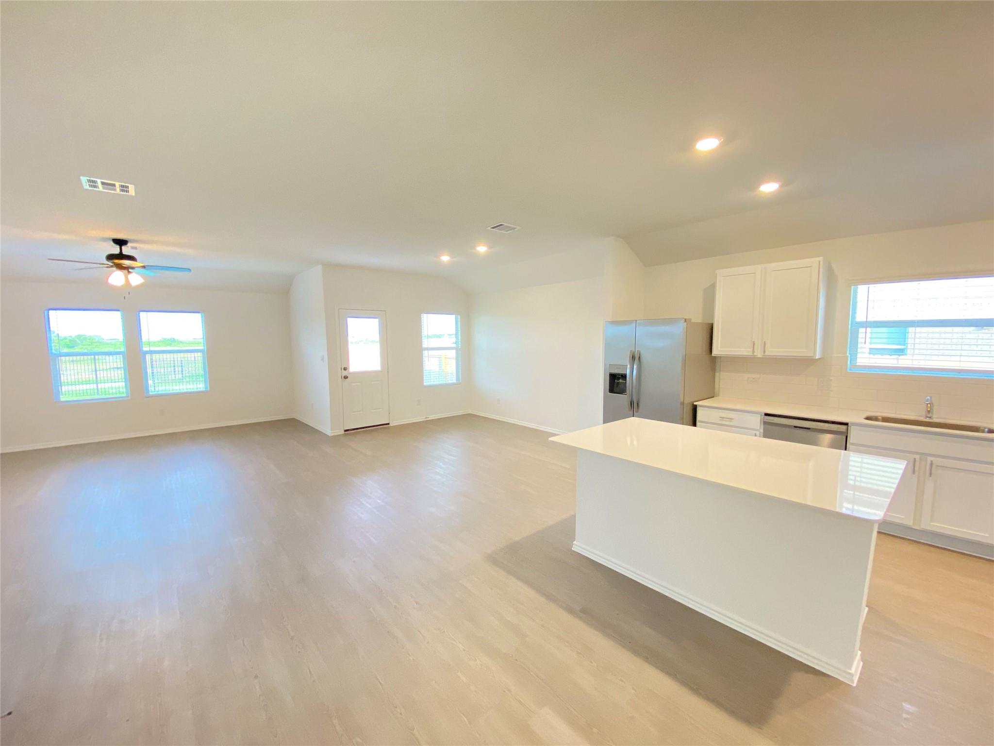 1400 Pickerel St, Leander, TX 78641