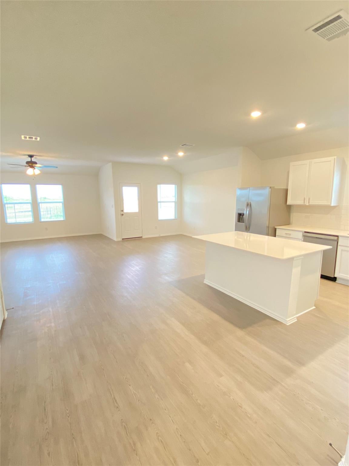 1400 Pickerel St, Leander, TX 78641