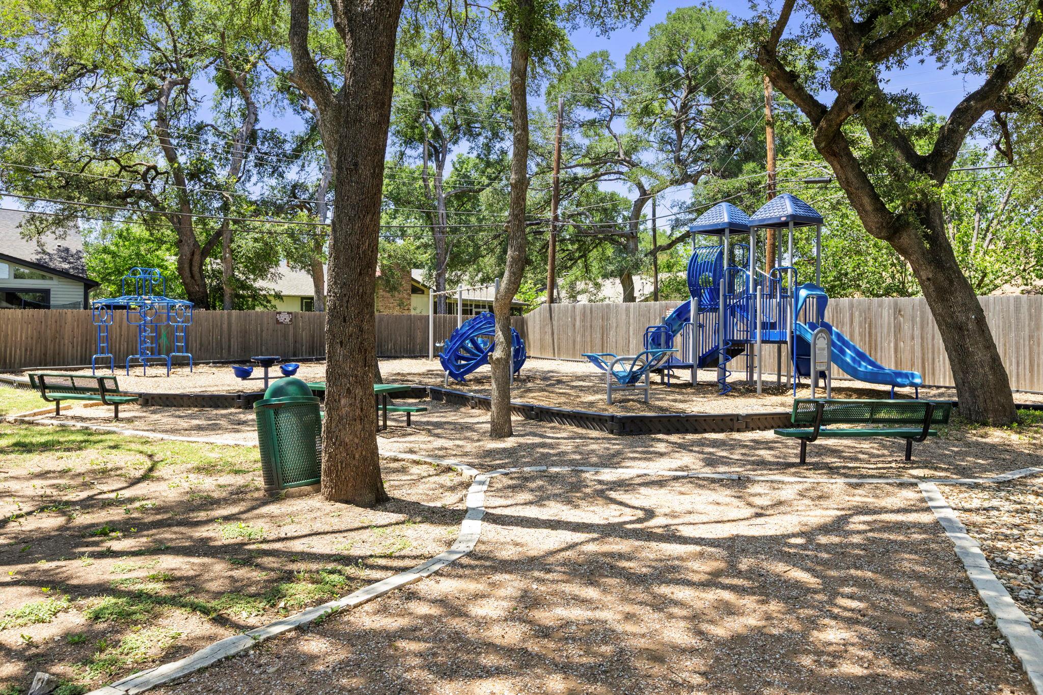 4008 Balcones Woods Dr, Austin, TX 78759