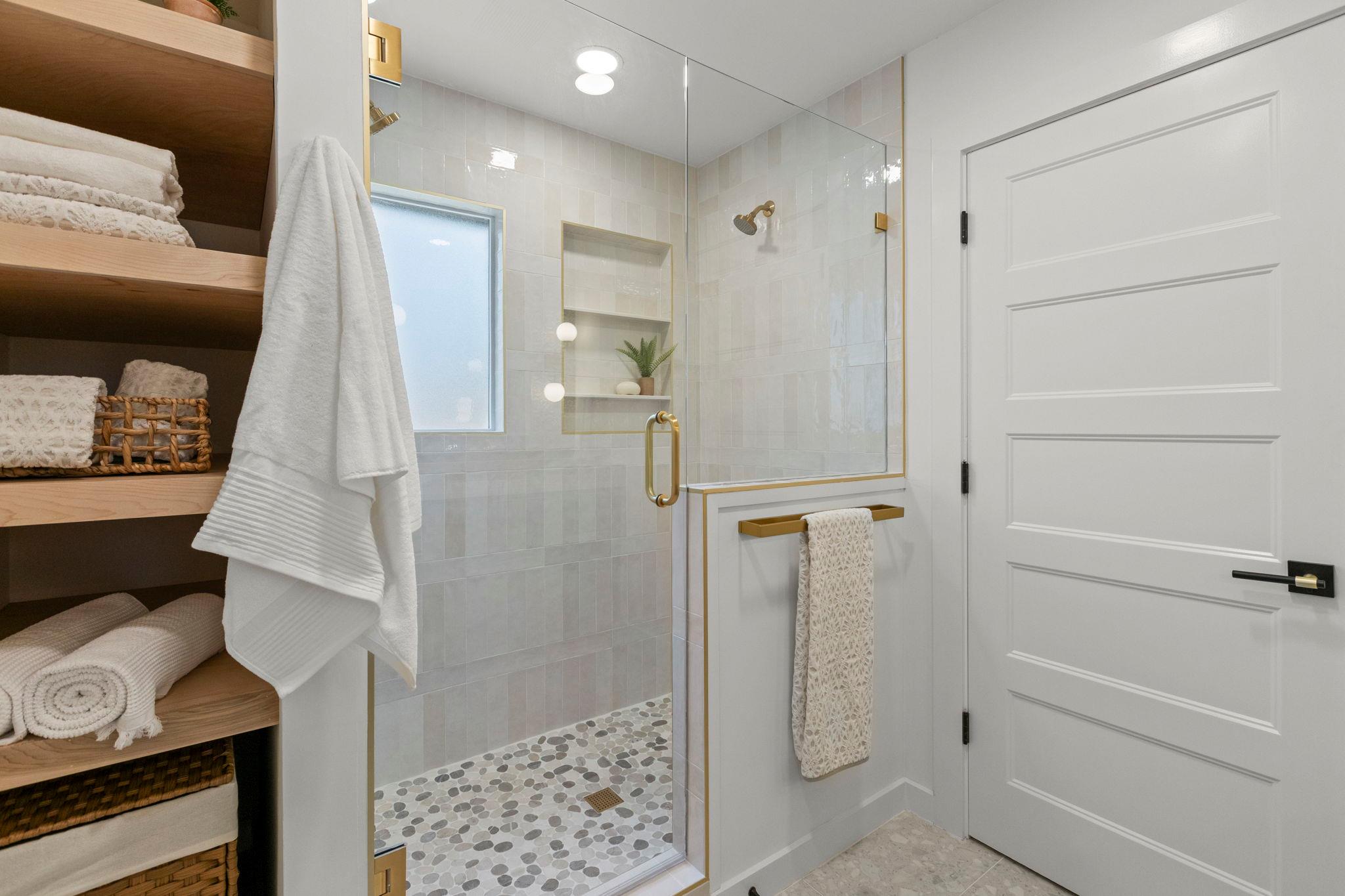 4008 Balcones Woods Dr, Austin, TX 78759