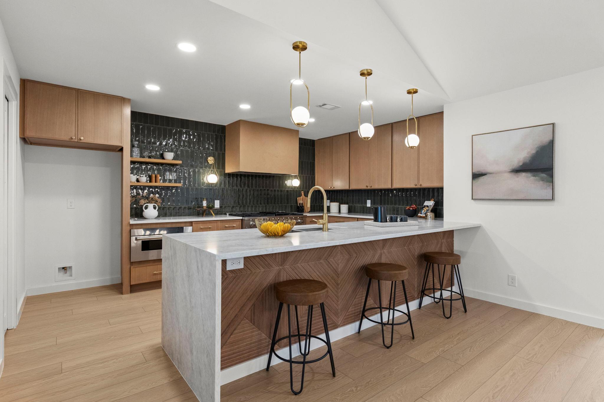 4008 Balcones Woods Dr, Austin, TX 78759