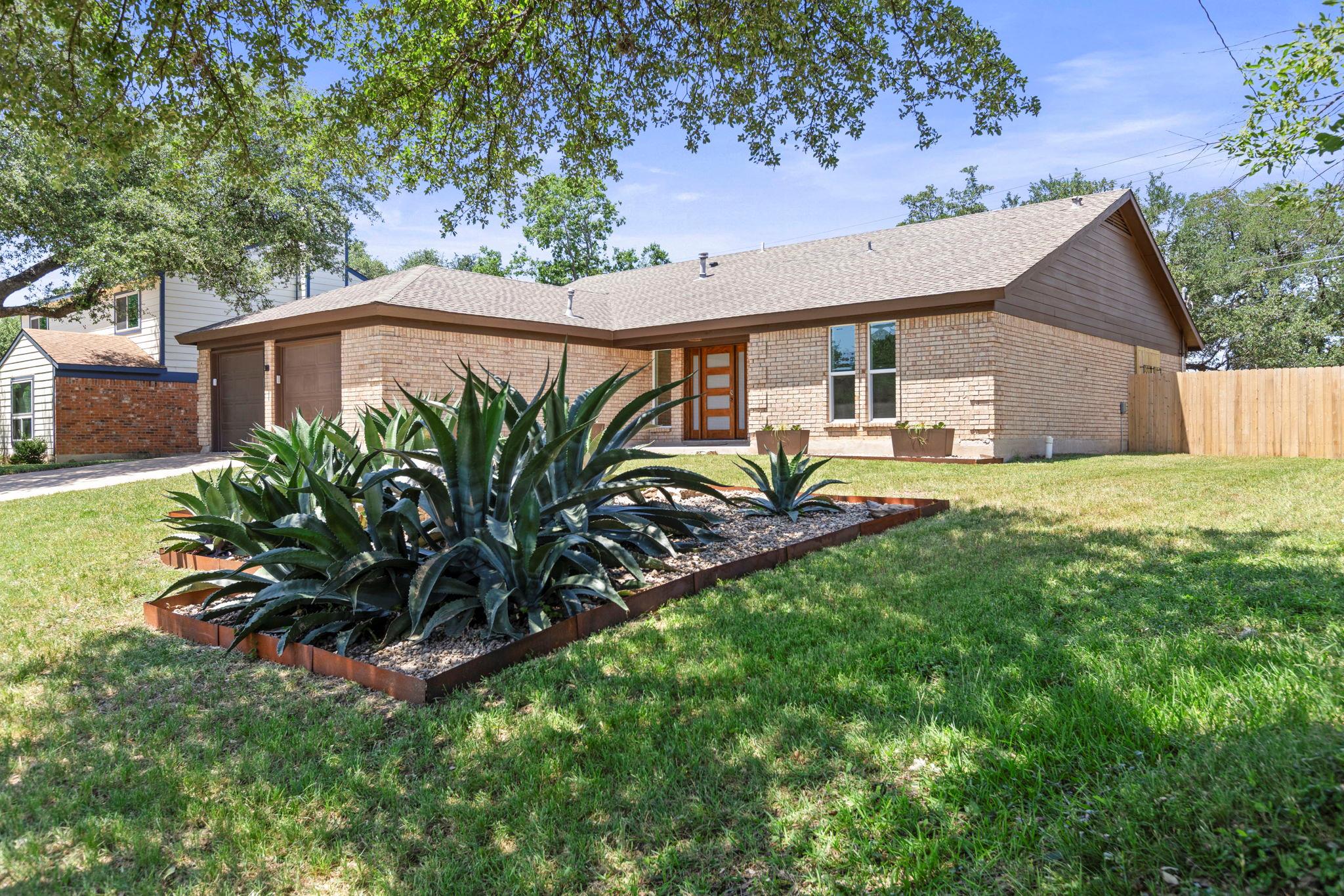 4008 Balcones Woods Dr, Austin, TX 78759
