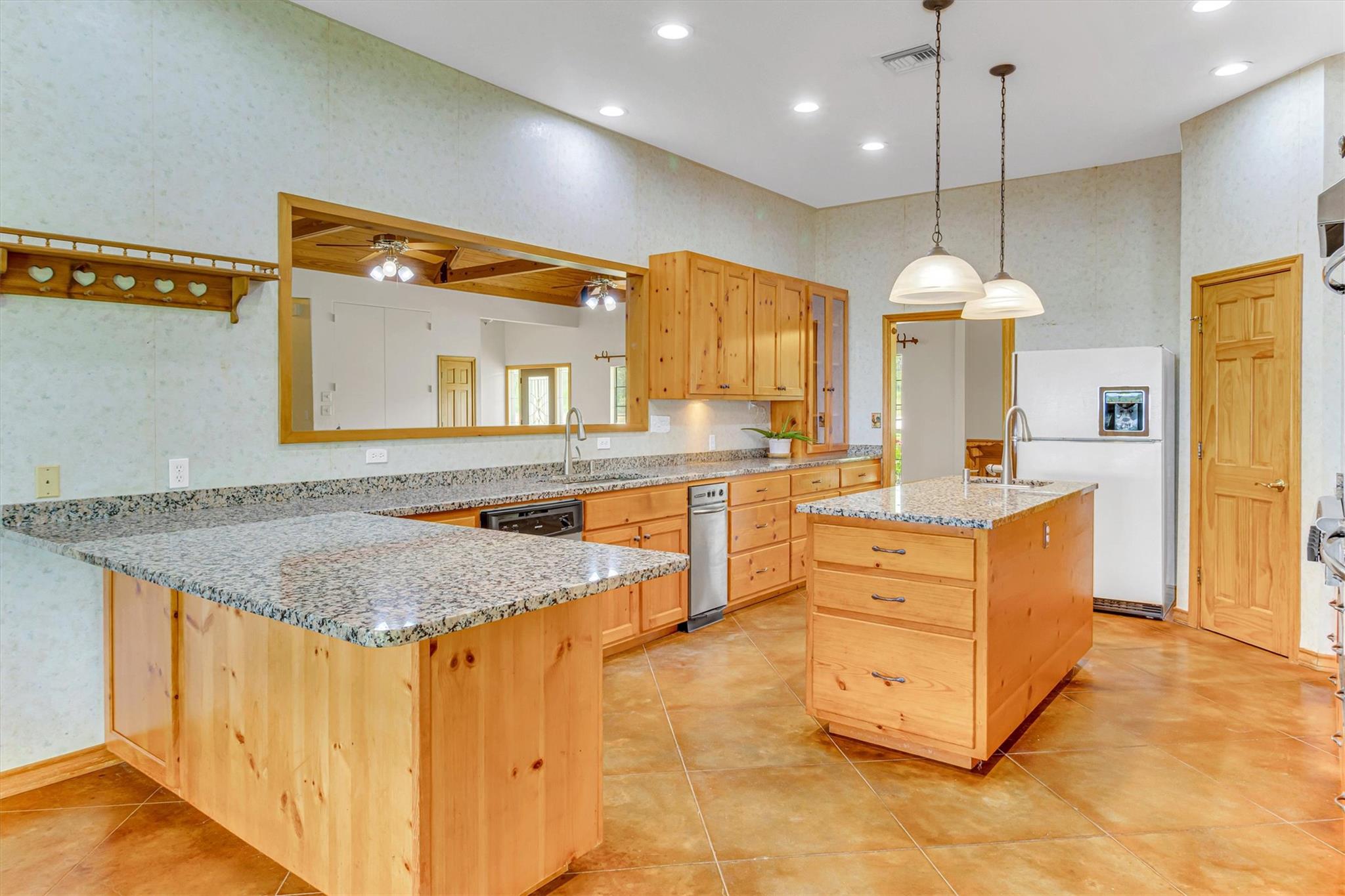 3227 Farm to Market 1174, Bertram, TX 78605