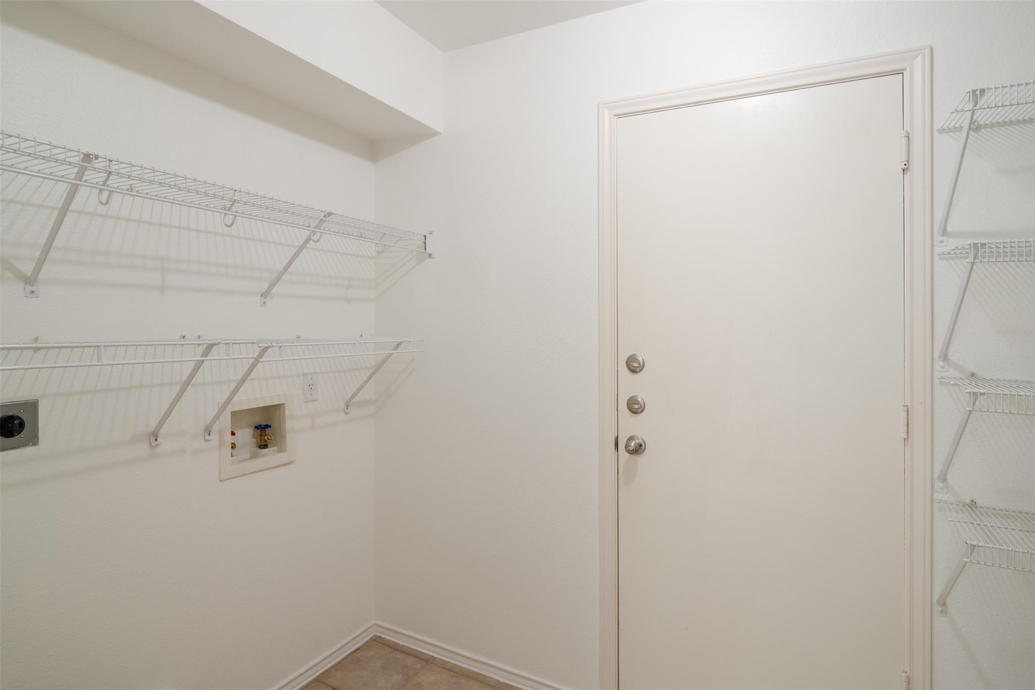 1305 Summoners Tale Ct, Austin, TX 78748