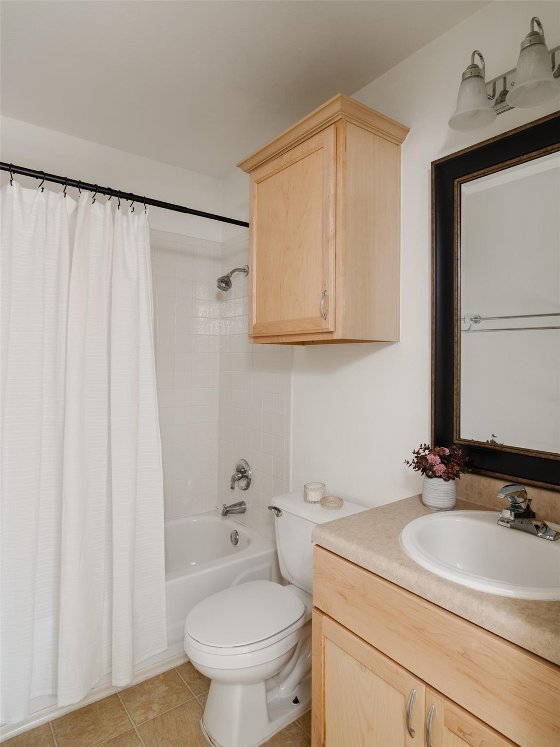 1305 Summoners Tale Ct, Austin, TX 78748