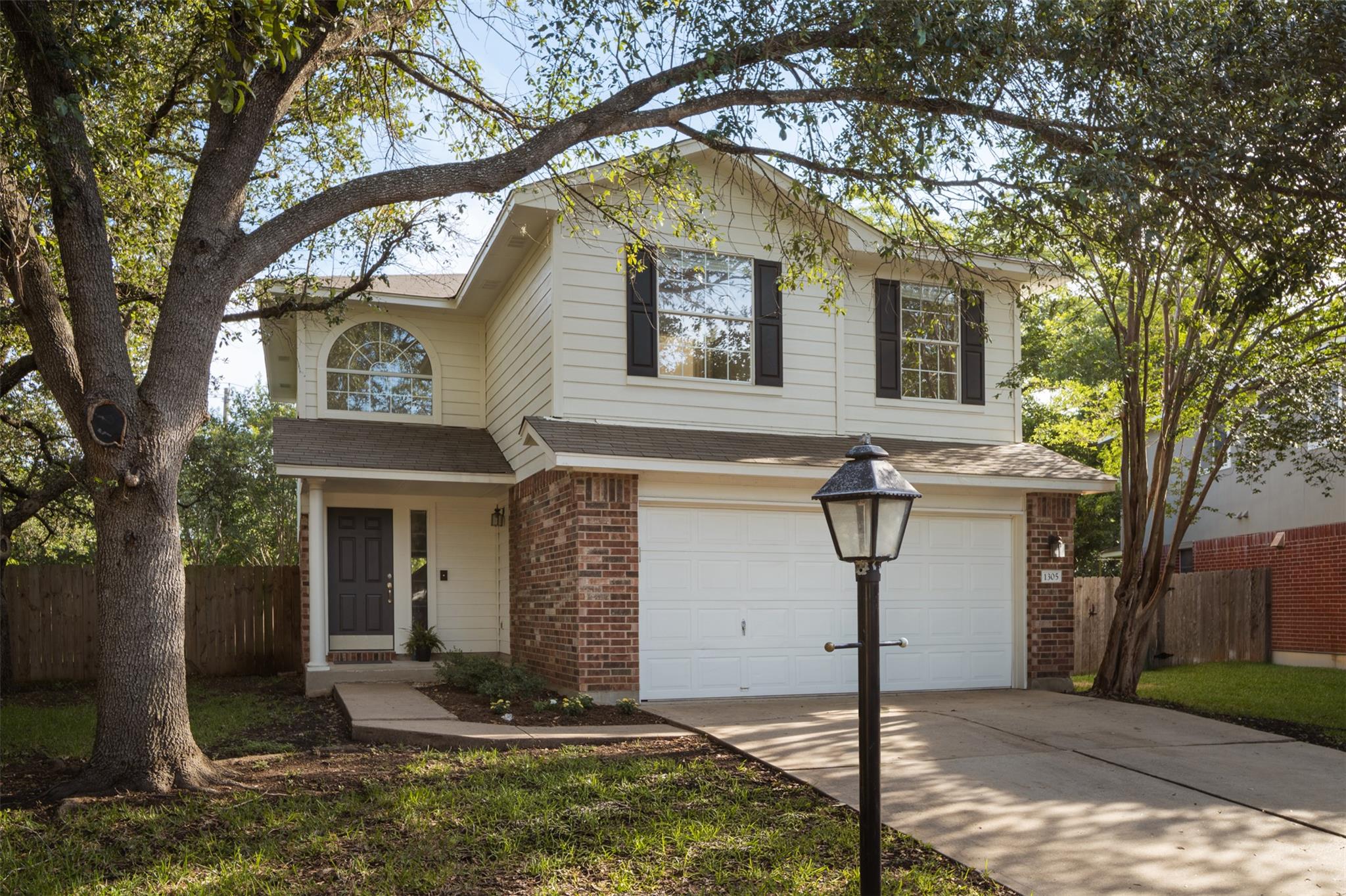 1305 Summoners Tale Ct, Austin, TX 78748