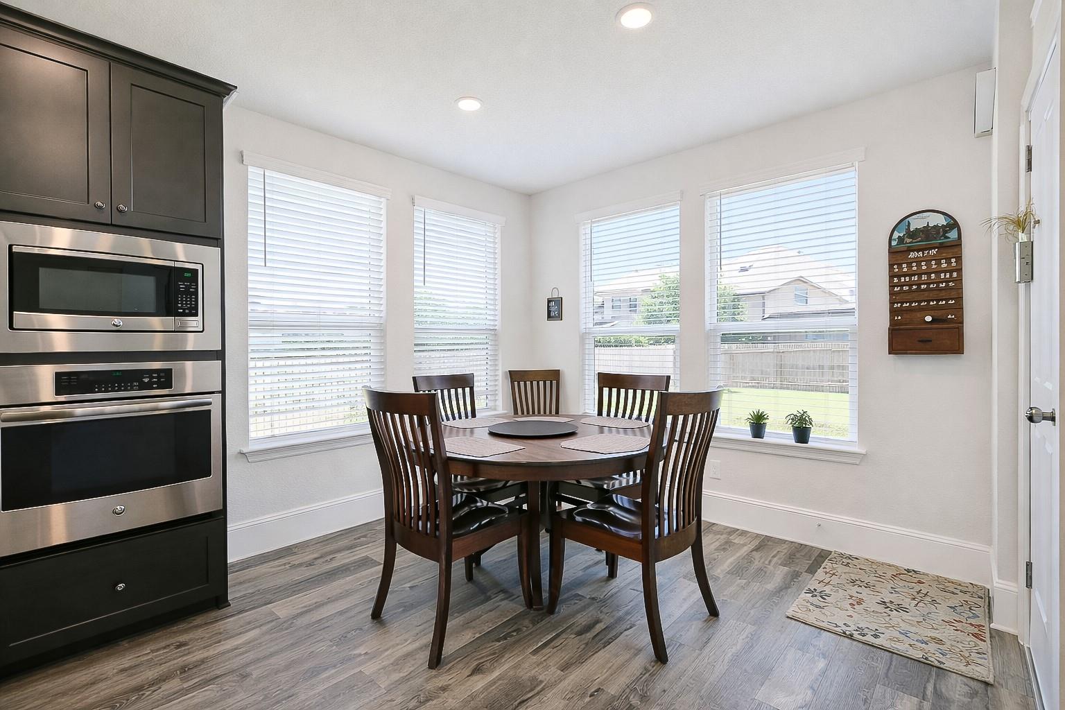 408 Daniel Xing, Liberty Hill, TX 78642