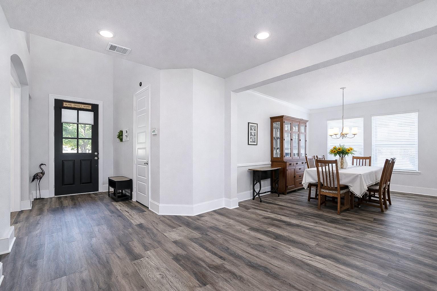 408 Daniel Xing, Liberty Hill, TX 78642