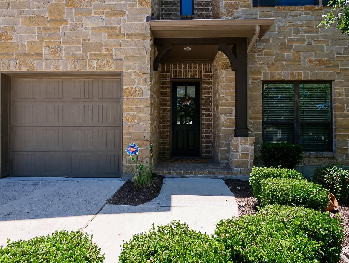 408 Daniel Xing, Liberty Hill, TX 78642