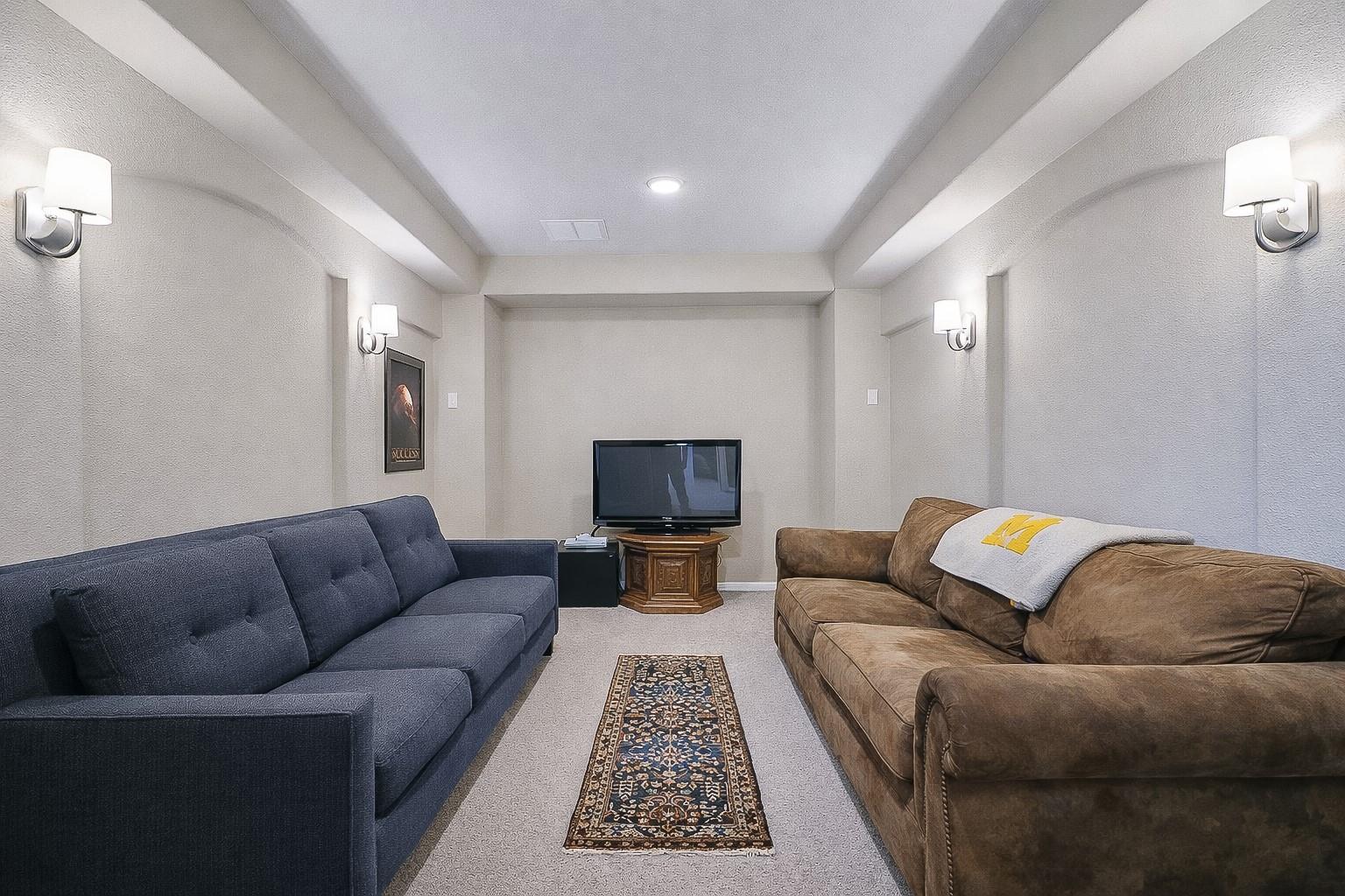 408 Daniel Xing, Liberty Hill, TX 78642