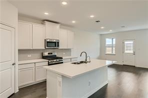 120 Thurman Holt Rd, Hutto, TX 78634