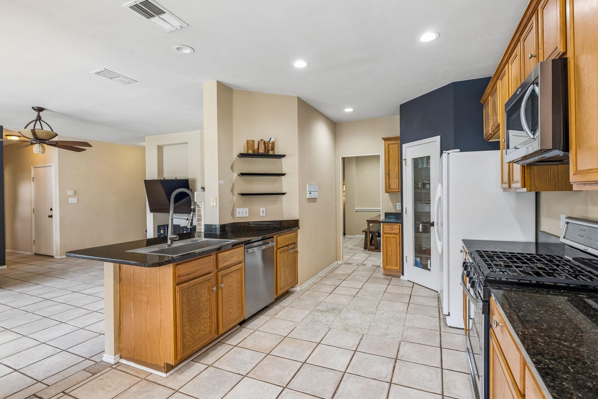 1409 Deer Horn Dr, Cedar Park, TX 78613