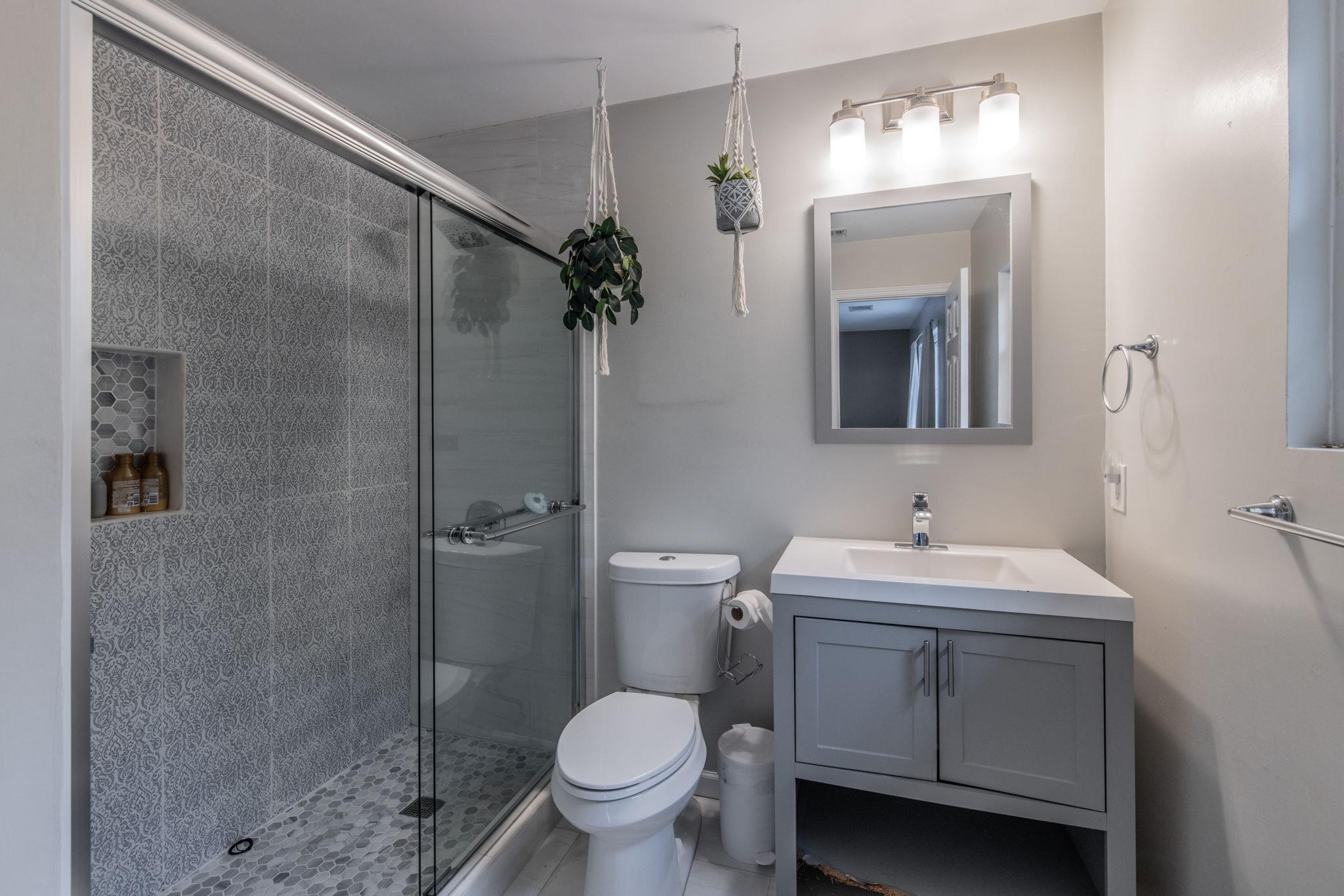 411 Carriage Oaks Dr, Liberty Hill, TX 78642