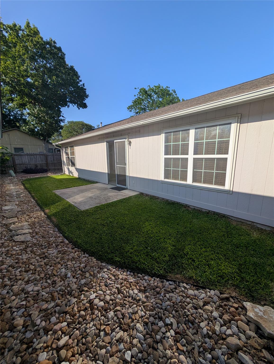 5914 Green Acres St, Austin, TX 78727