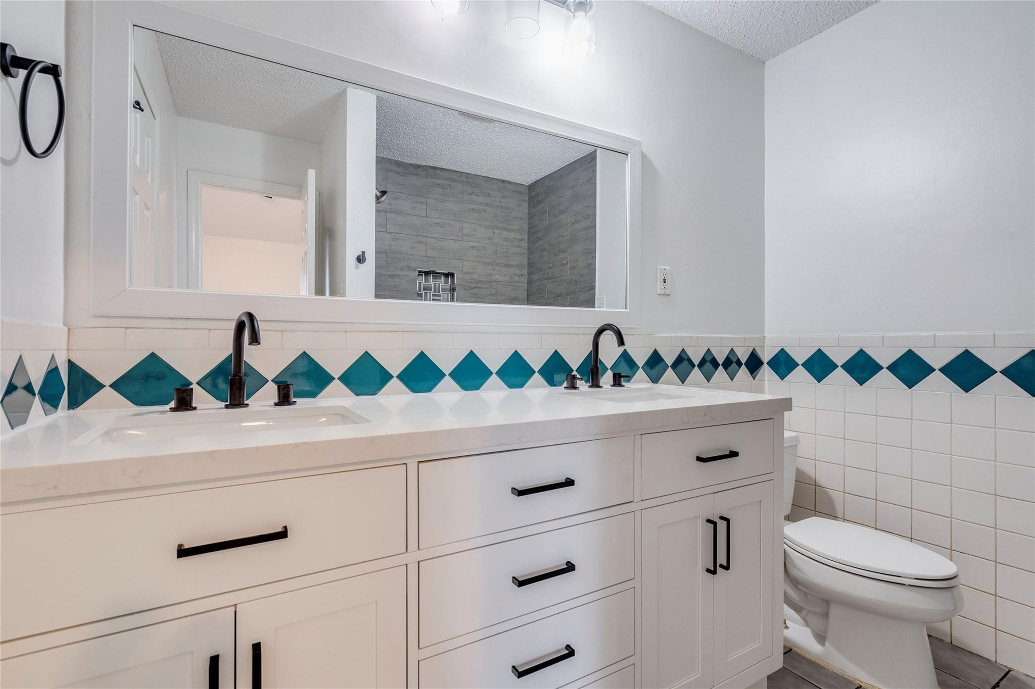 1306 Glenda Dr # A, Round Rock, TX 78681