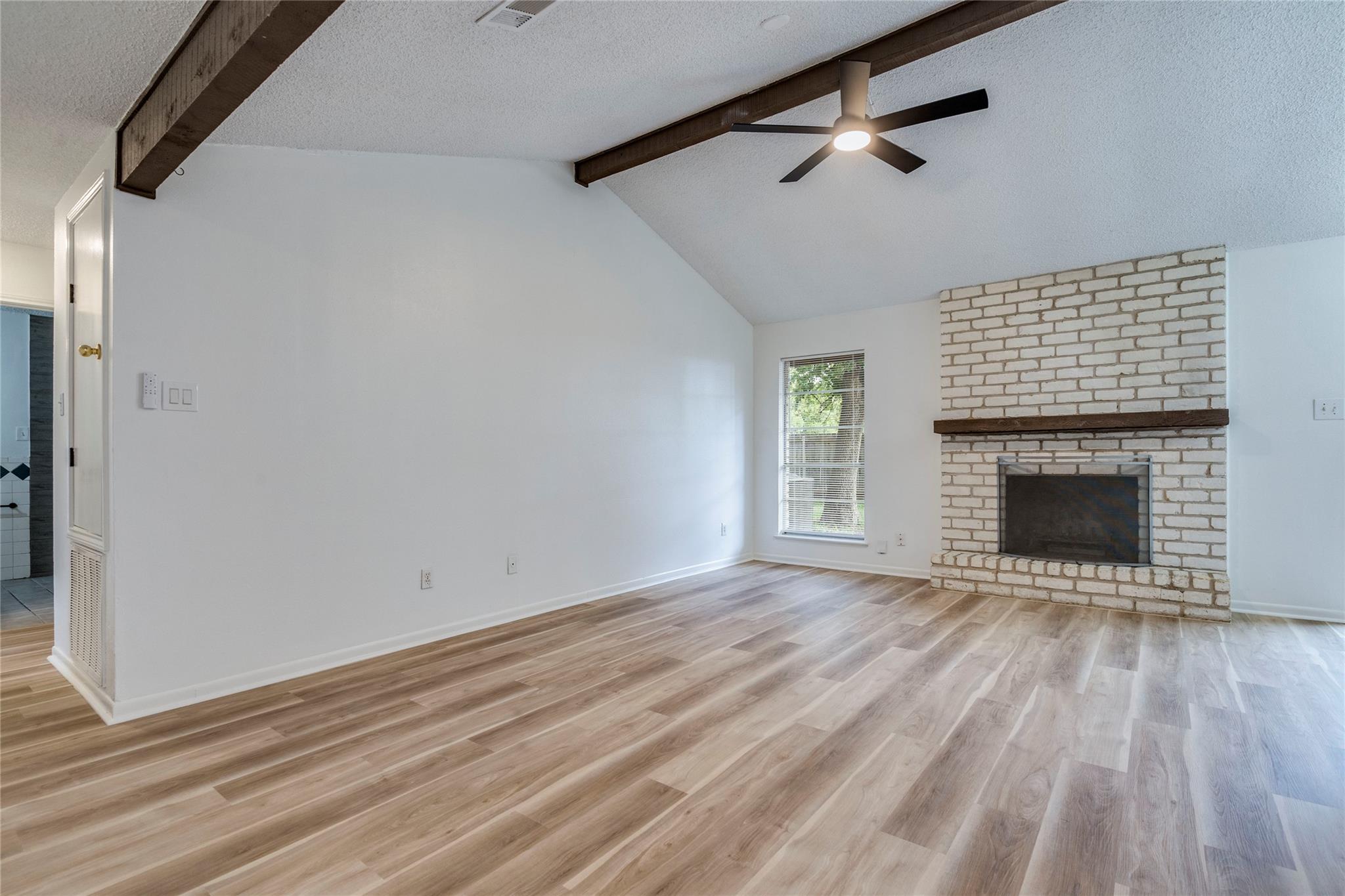 1306 Glenda Dr # A, Round Rock, TX 78681