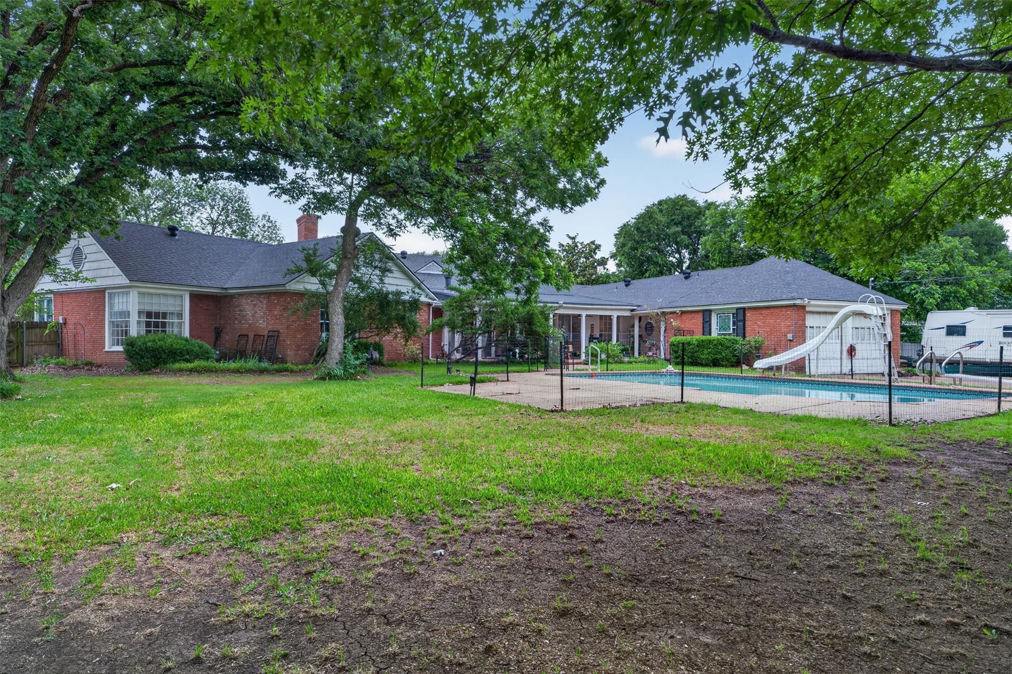 437 Craig St, Hillsboro, TX 76645