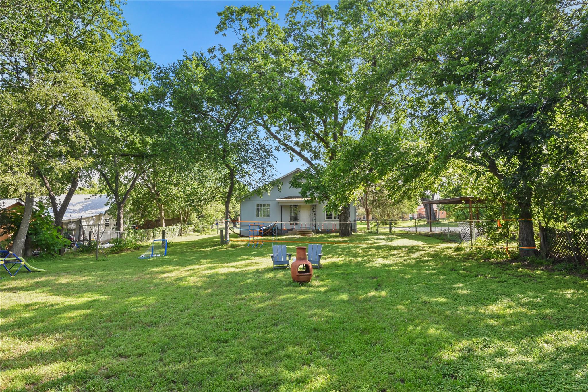 528 Old Mcdade Rd, Elgin, TX 78621