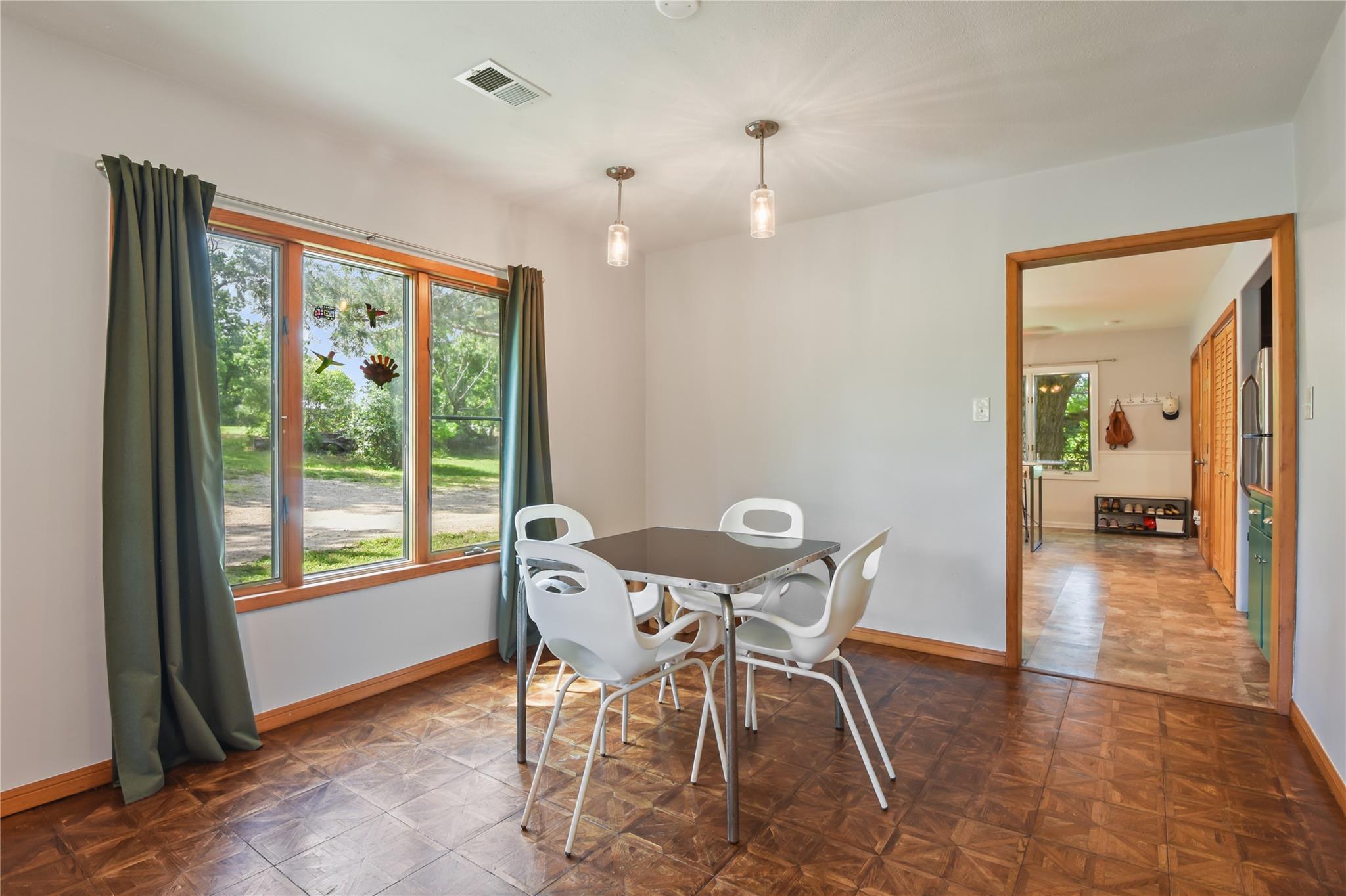 528 Old Mcdade Rd, Elgin, TX 78621