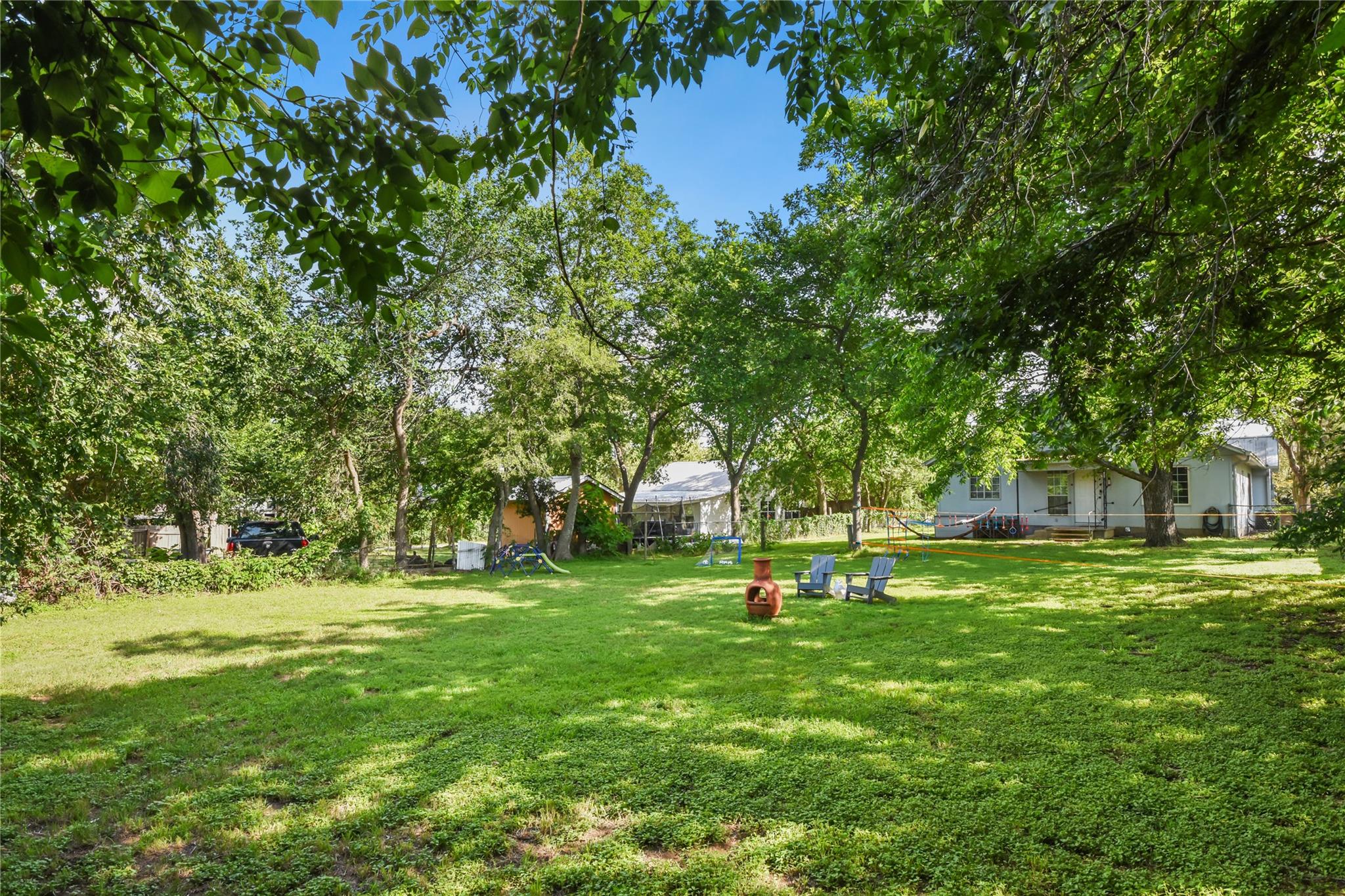 528 Old Mcdade Rd, Elgin, TX 78621