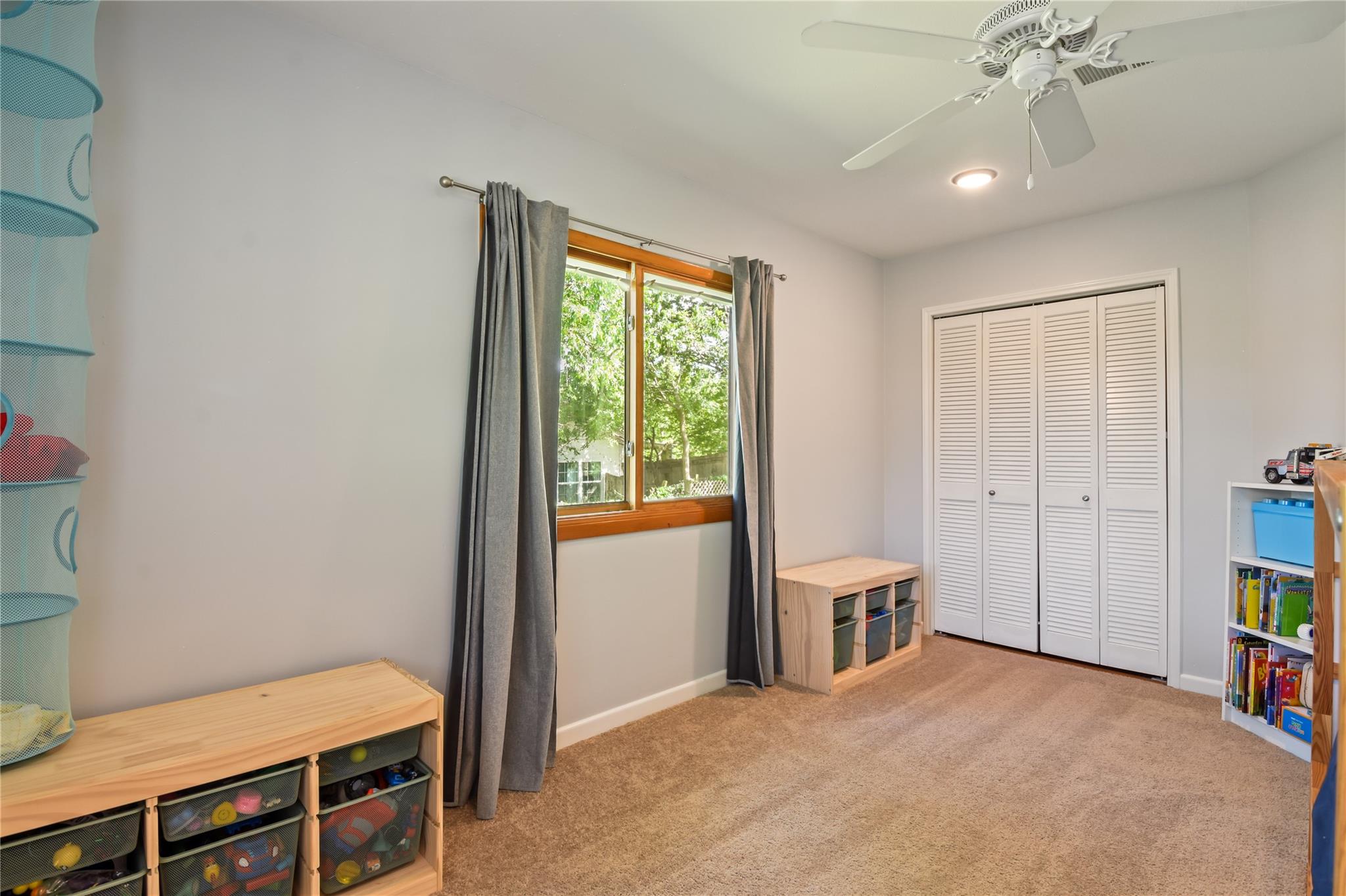 528 Old Mcdade Rd, Elgin, TX 78621