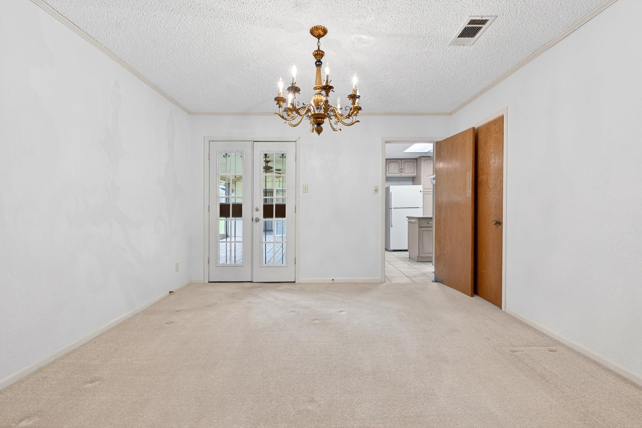 605 E Mary Jane Dr, Killeen, TX 76541