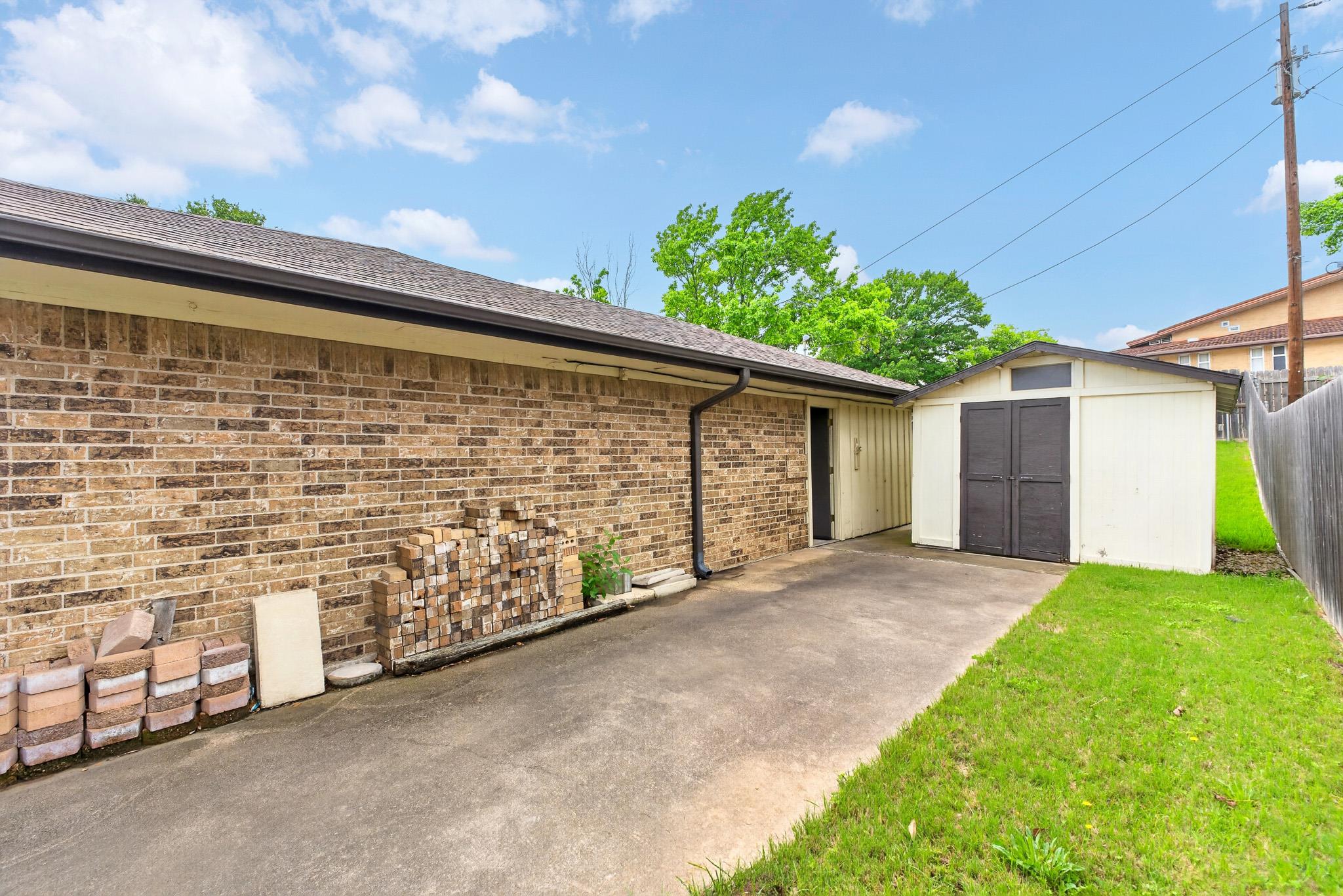 605 E Mary Jane Dr, Killeen, TX 76541