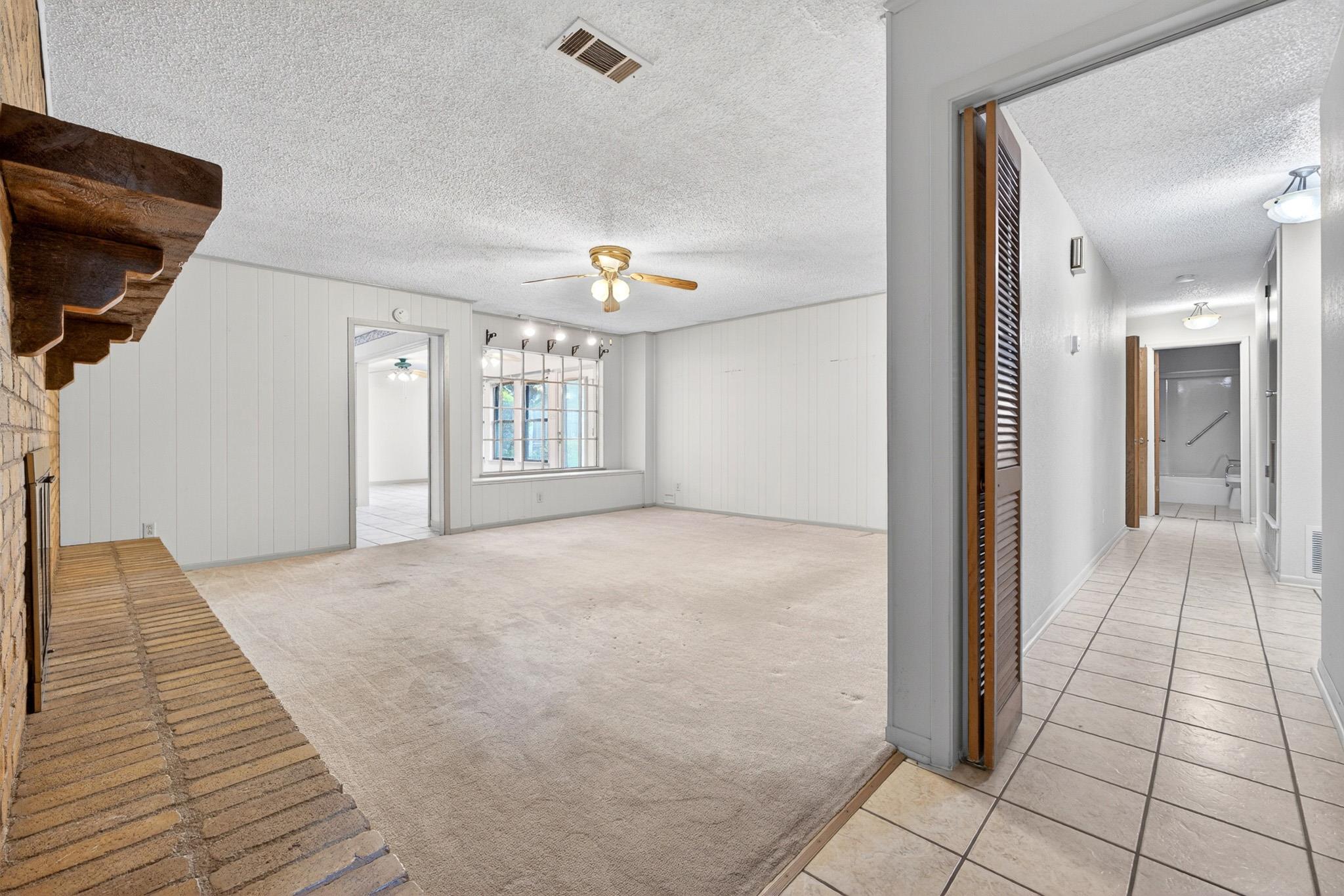 605 E Mary Jane Dr, Killeen, TX 76541