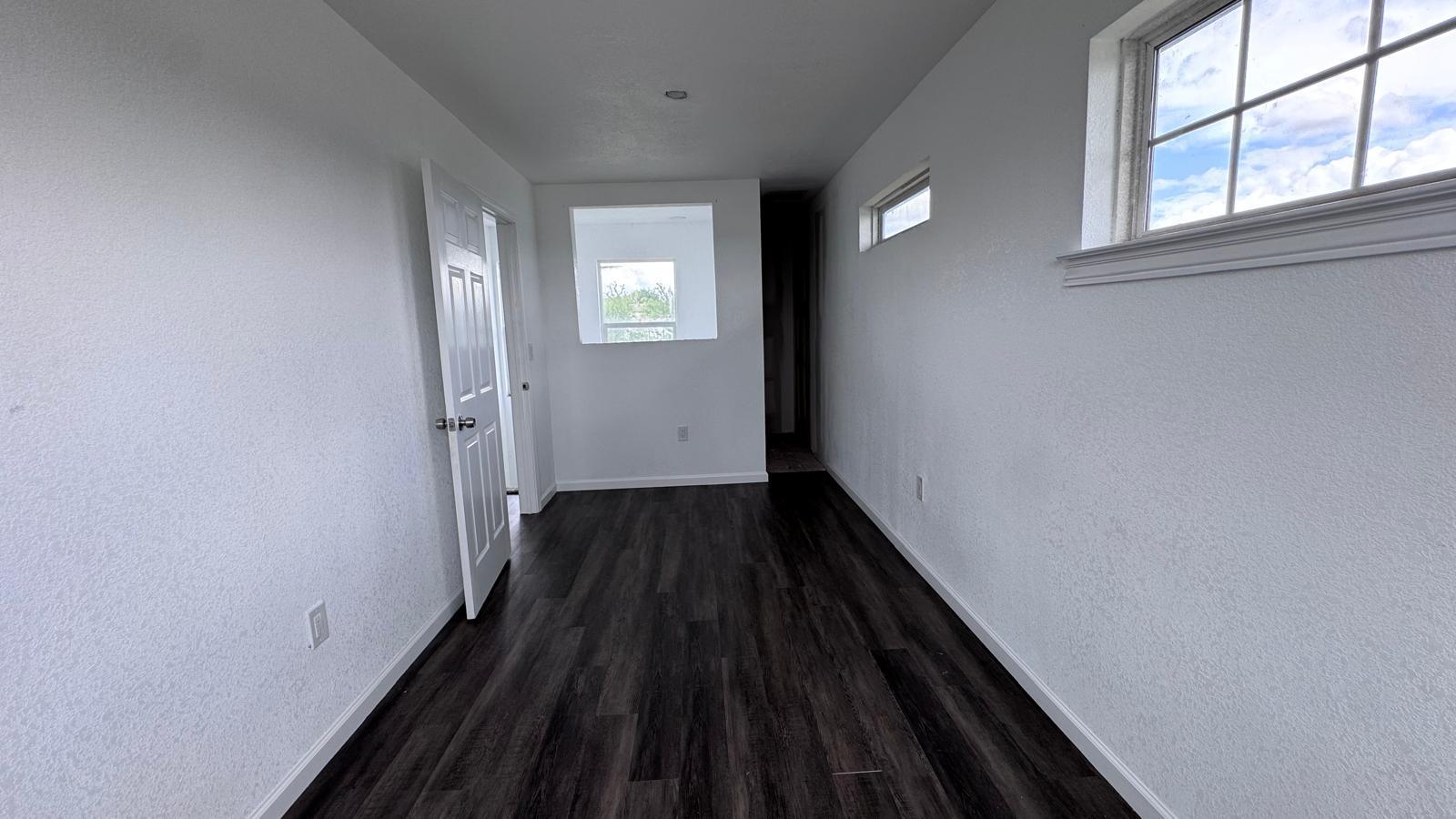 103 Crystal Cliffs Dr, Cedar Creek, TX 78612