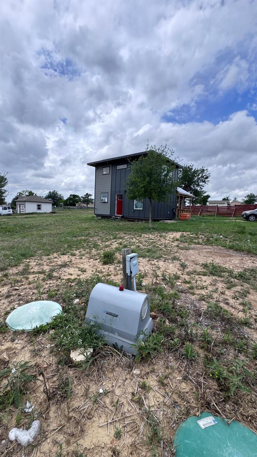 103 Crystal Cliffs Dr, Cedar Creek, TX 78612