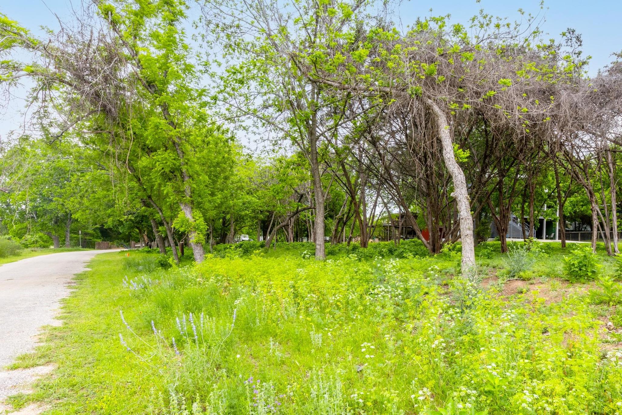107 Edgewater Dr, Wimberley, TX 78676