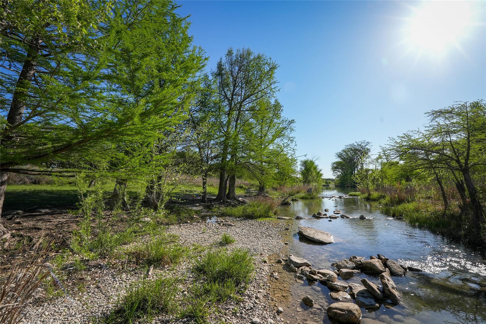 107 Edgewater Dr, Wimberley, TX 78676