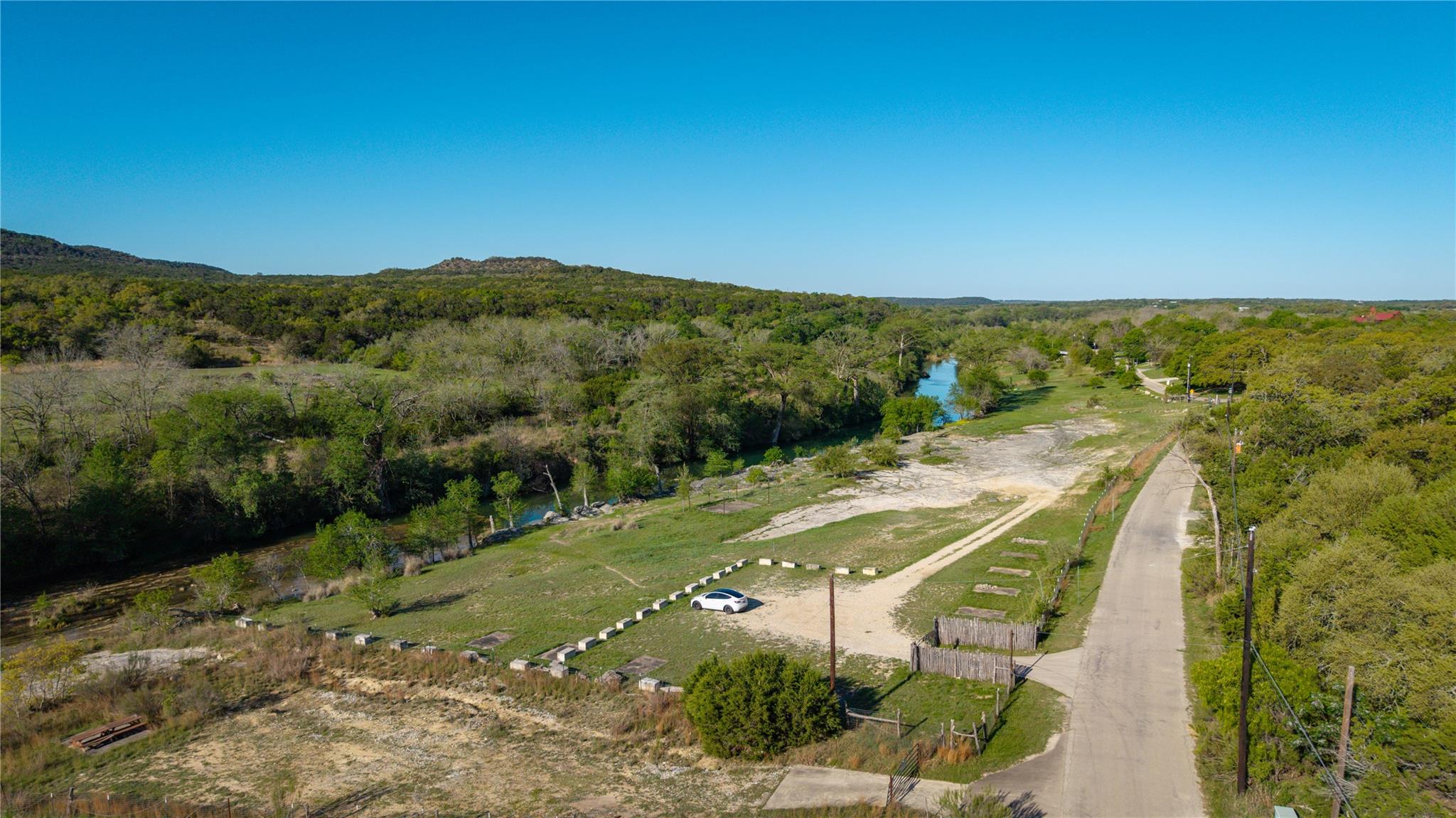 107 Edgewater Dr, Wimberley, TX 78676
