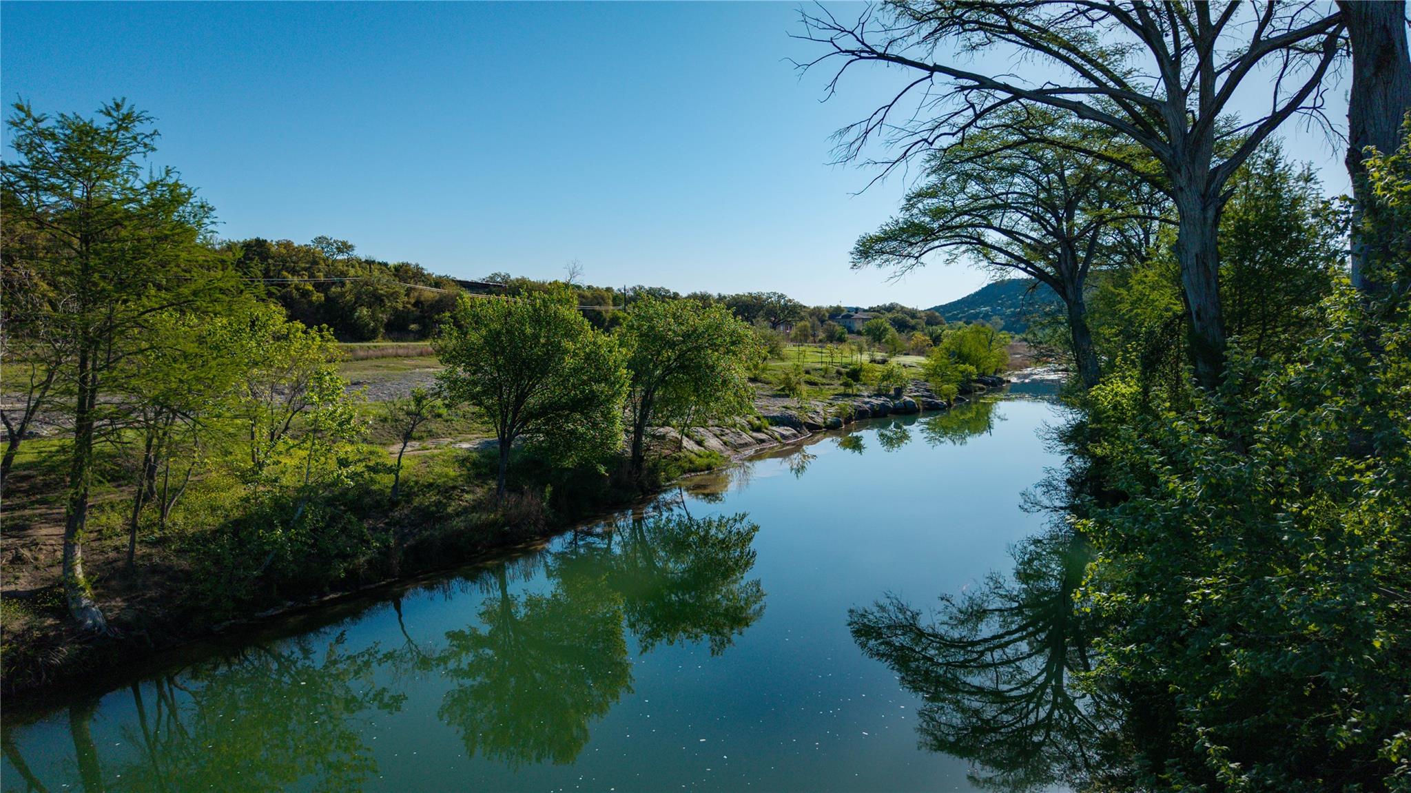 107 Edgewater Dr, Wimberley, TX 78676