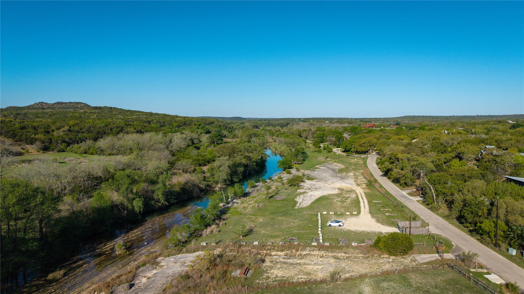107 Edgewater Dr, Wimberley, TX 78676