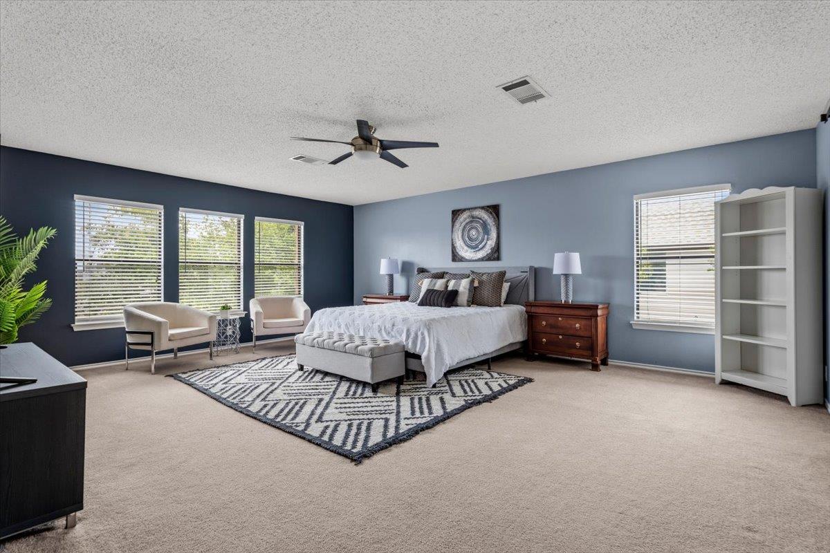721 Justeford Dr, Pflugerville, TX 78660