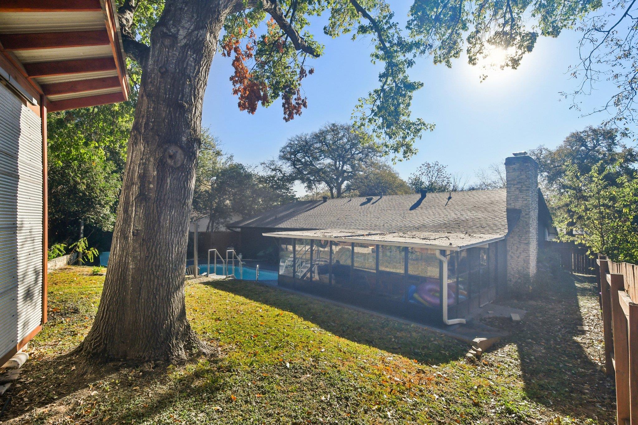 6822 Willamette Dr, Austin, TX 78723