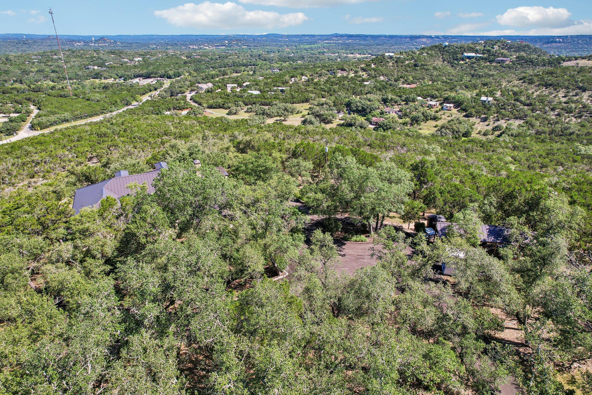 100 MESA Dr, Wimberley, TX 78676