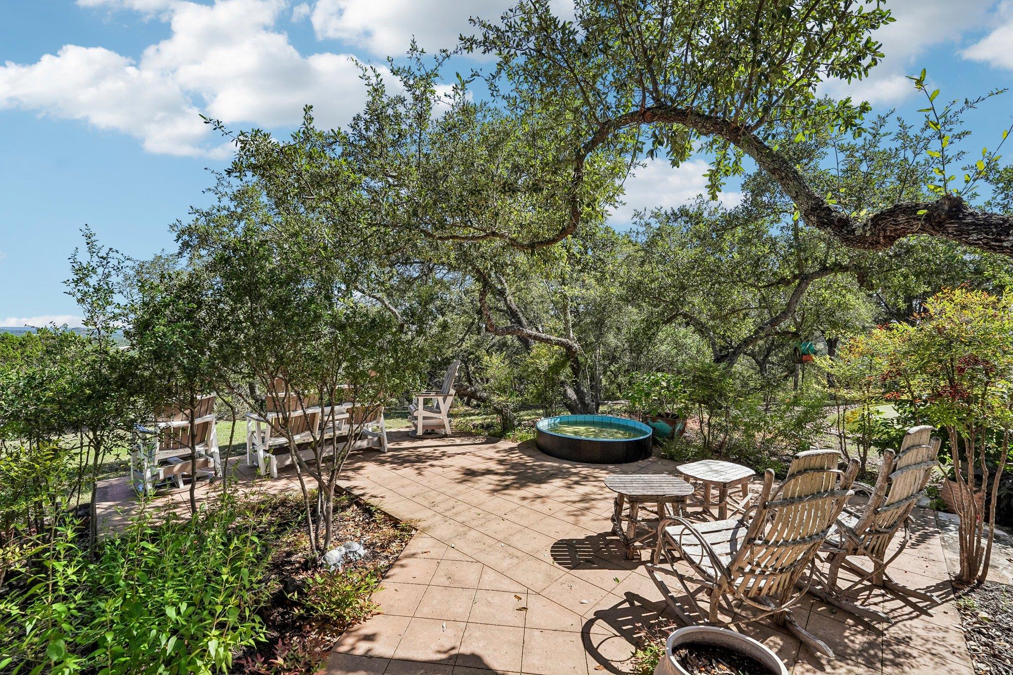 100 MESA Dr, Wimberley, TX 78676