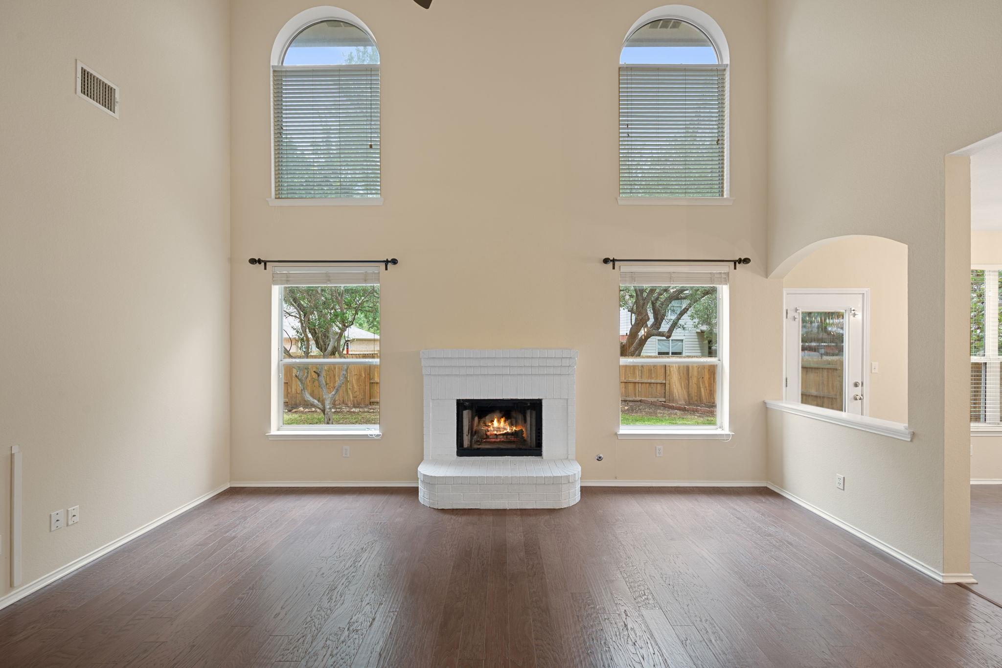 2305 Little Elm Trl, Cedar Park, TX 78613
