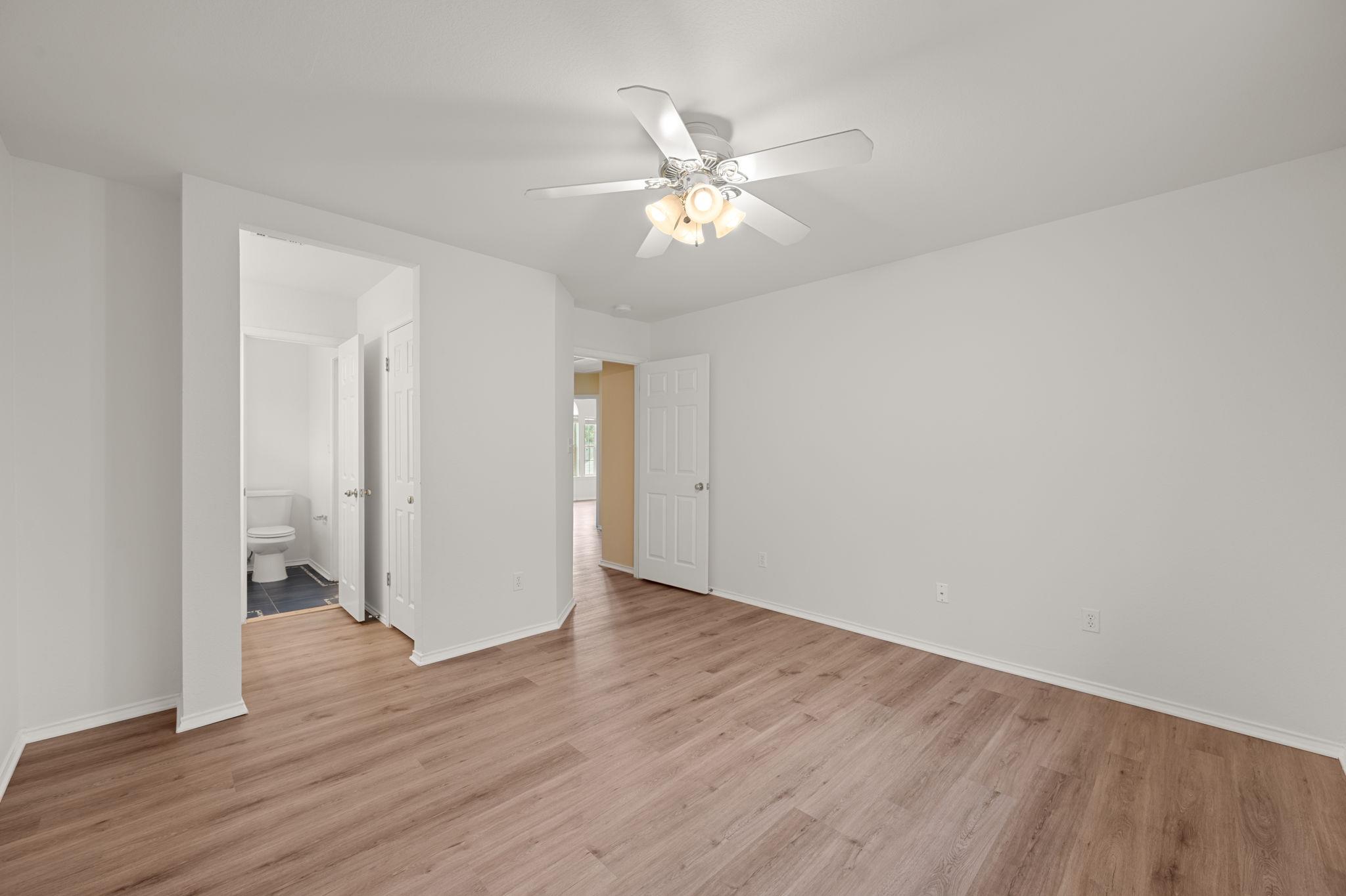 2305 Little Elm Trl, Cedar Park, TX 78613