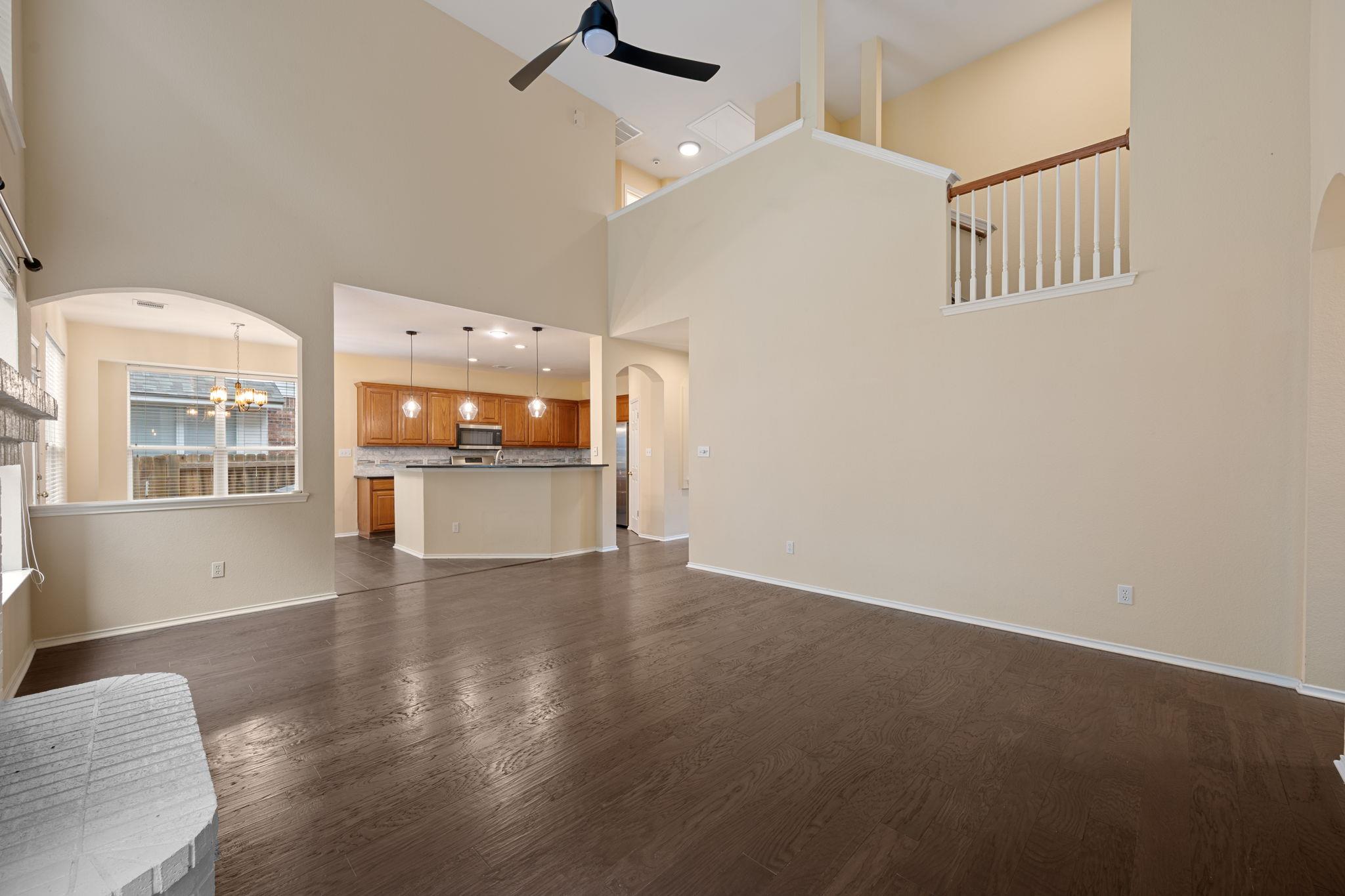2305 Little Elm Trl, Cedar Park, TX 78613