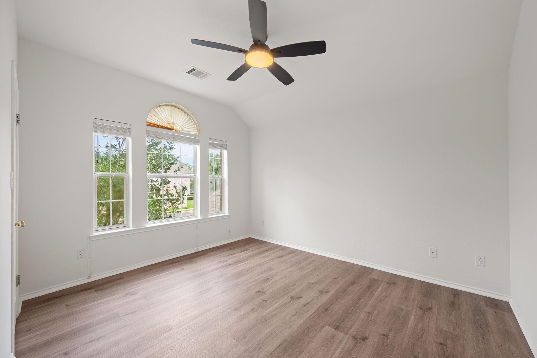 2305 Little Elm Trl, Cedar Park, TX 78613