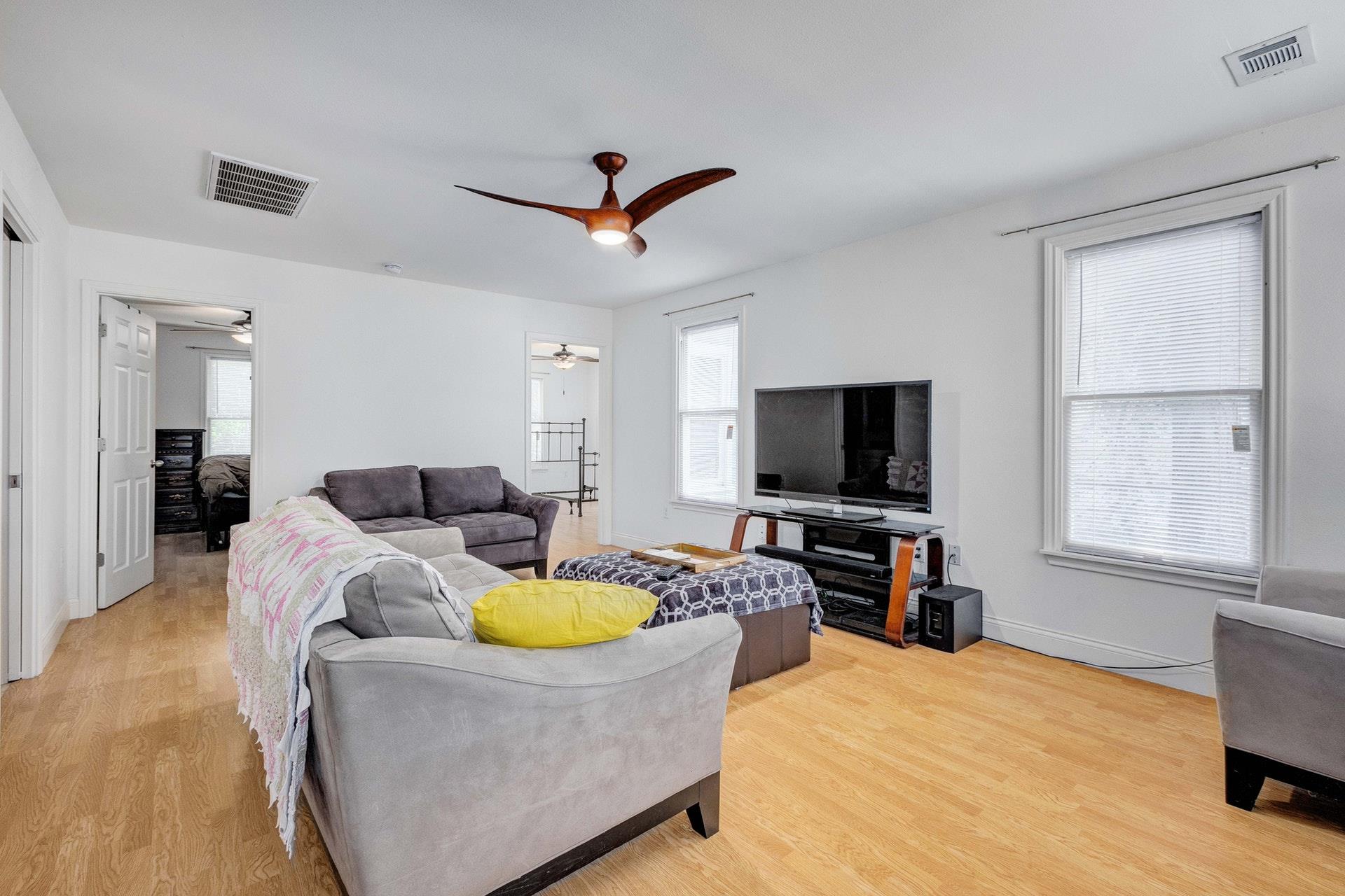 5406 Bolm Rd, Austin, TX 78721