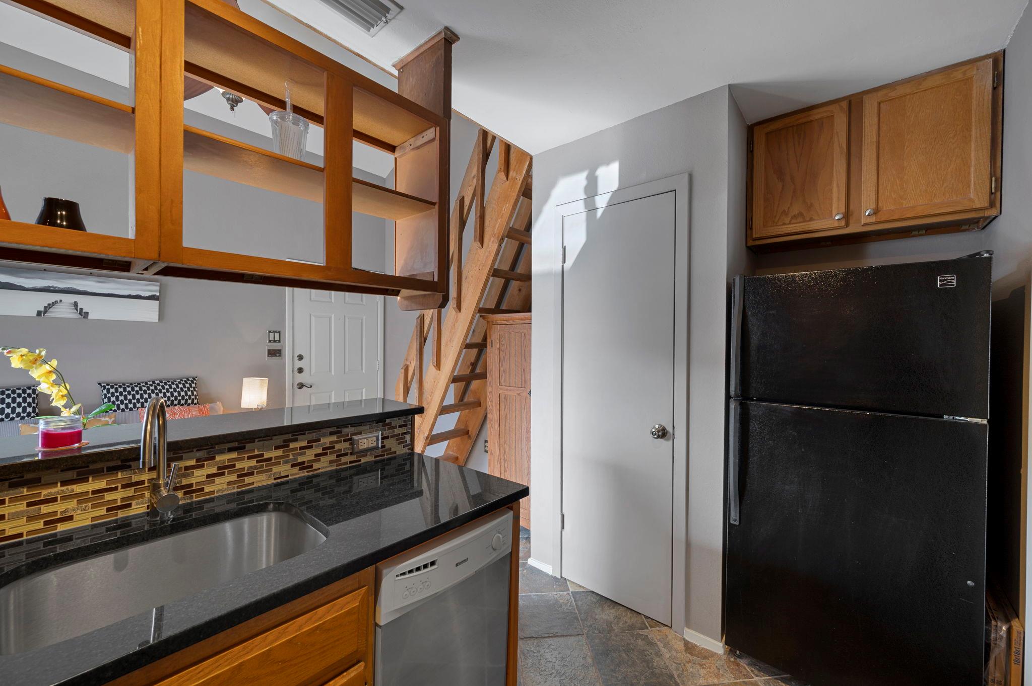 2210 Pearl St # 301, Austin, TX 78705