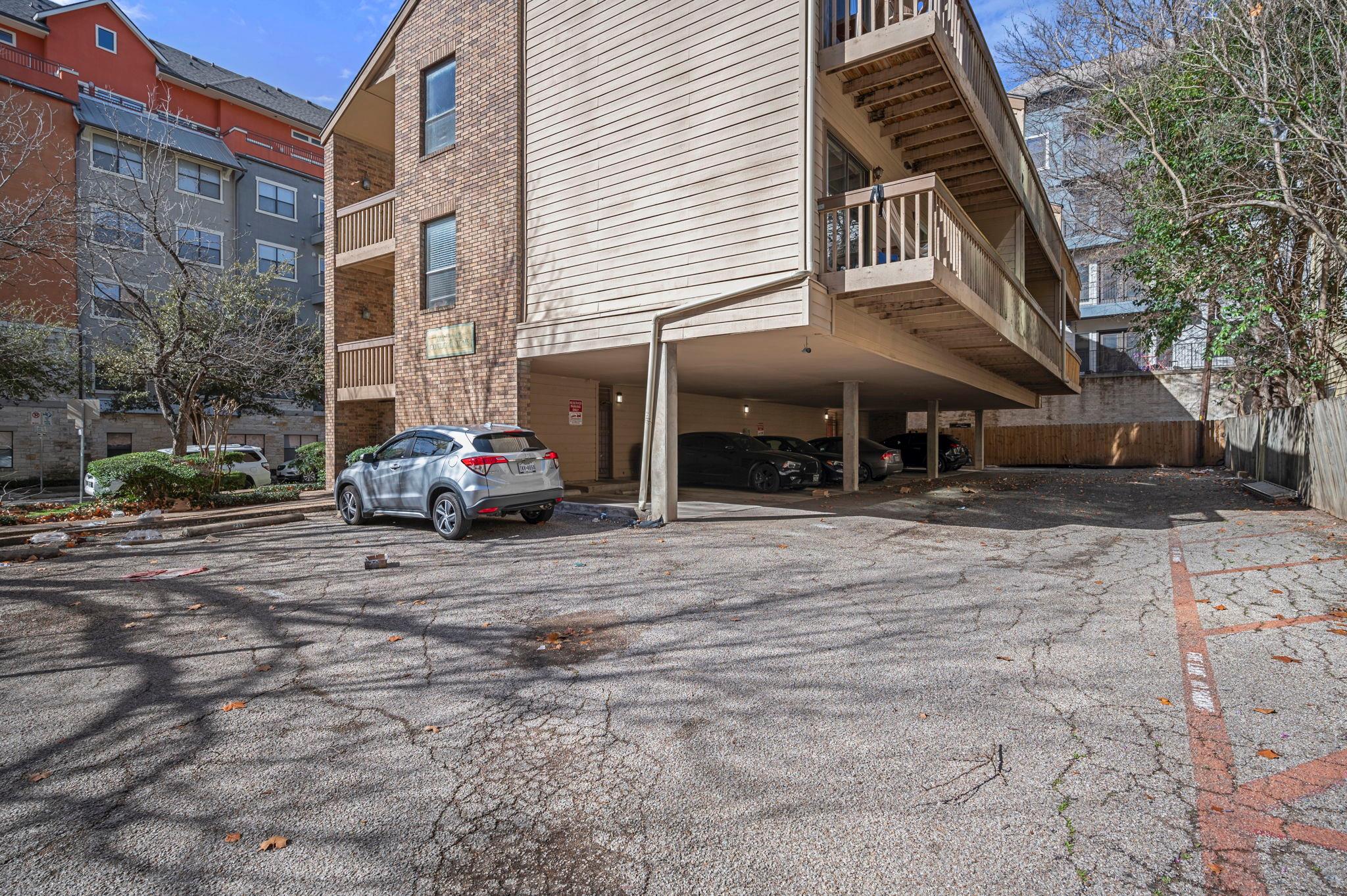 2210 Pearl St # 301, Austin, TX 78705