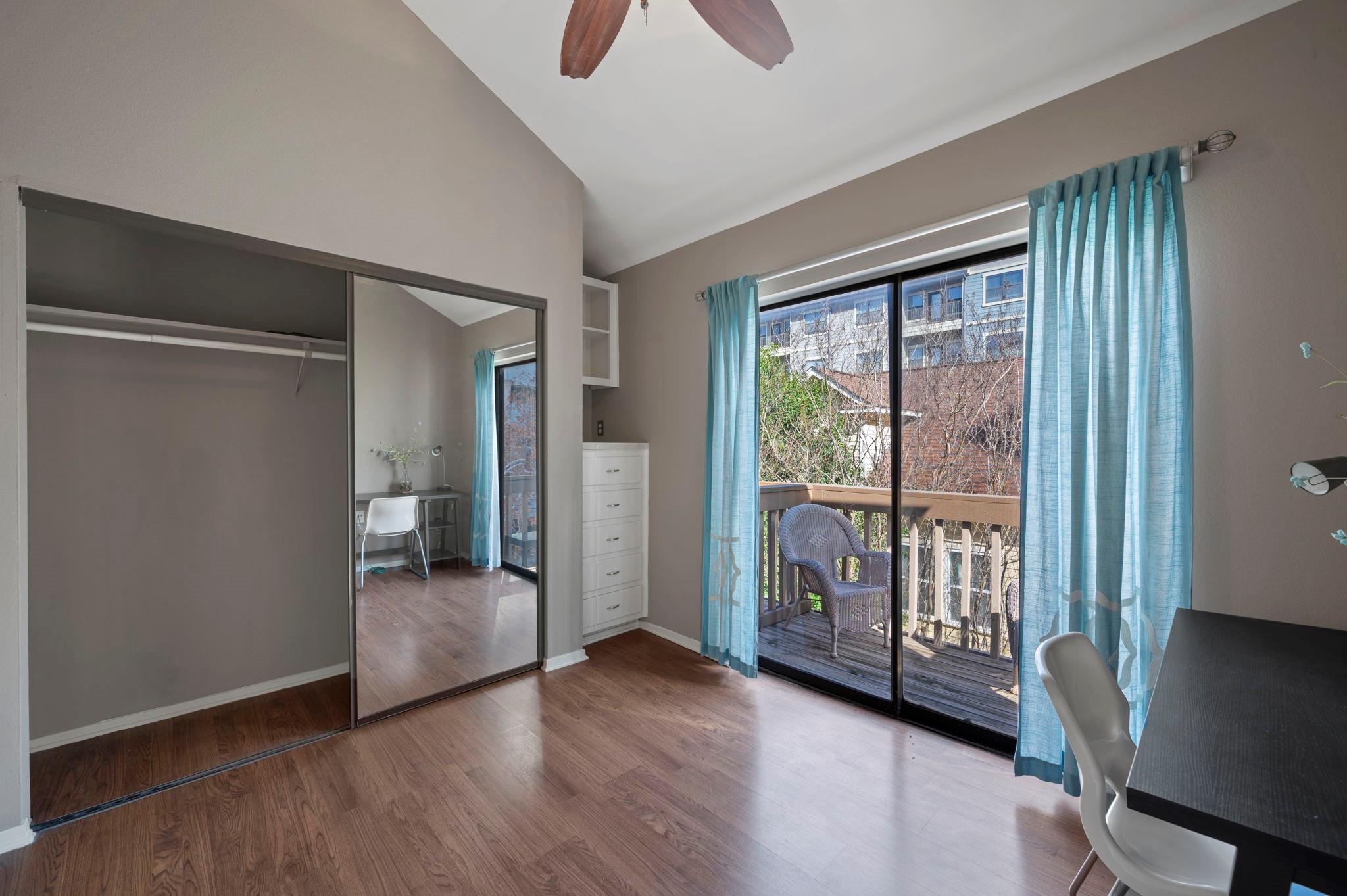 2210 Pearl St # 301, Austin, TX 78705