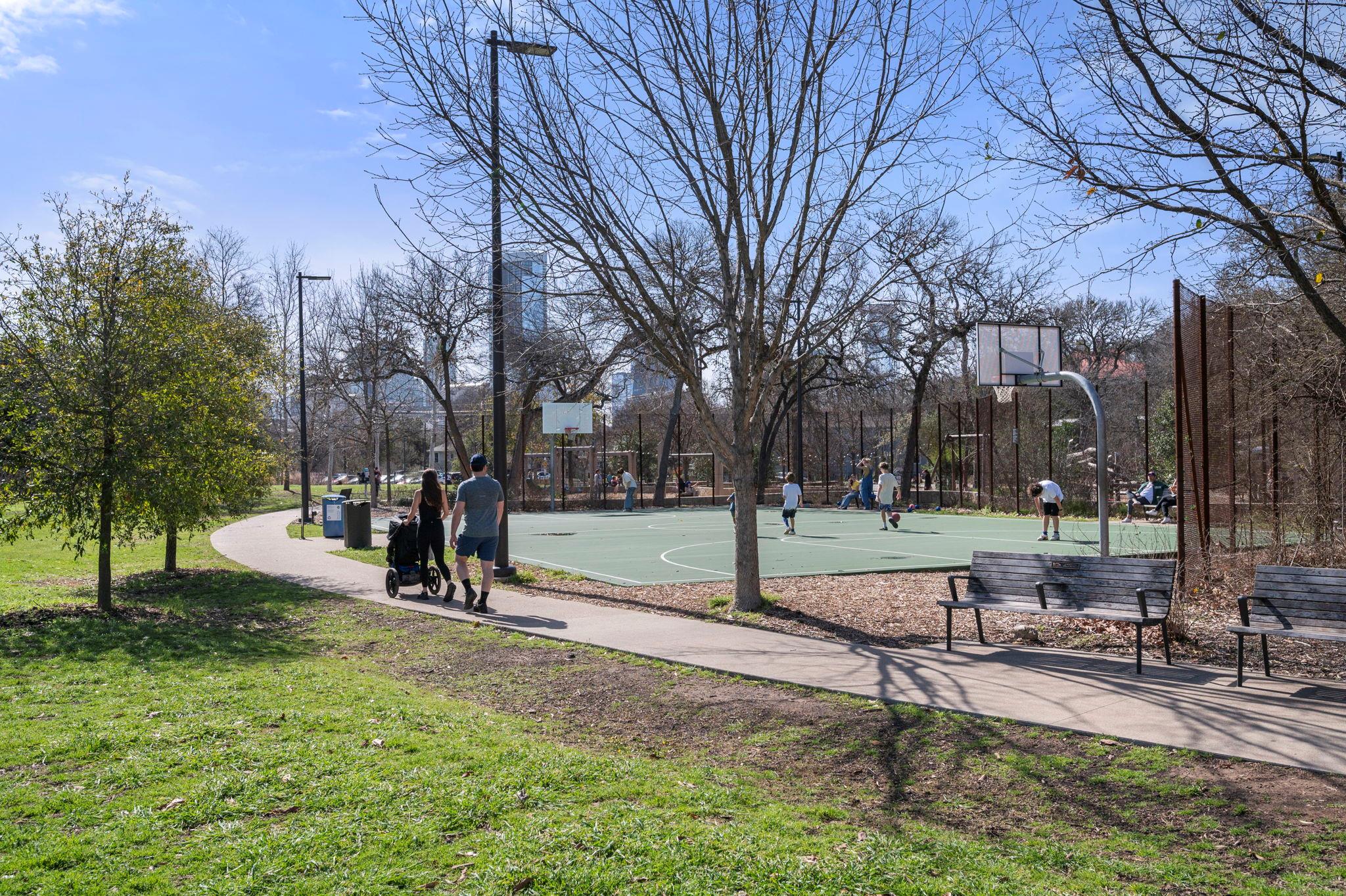 2210 Pearl St # 301, Austin, TX 78705