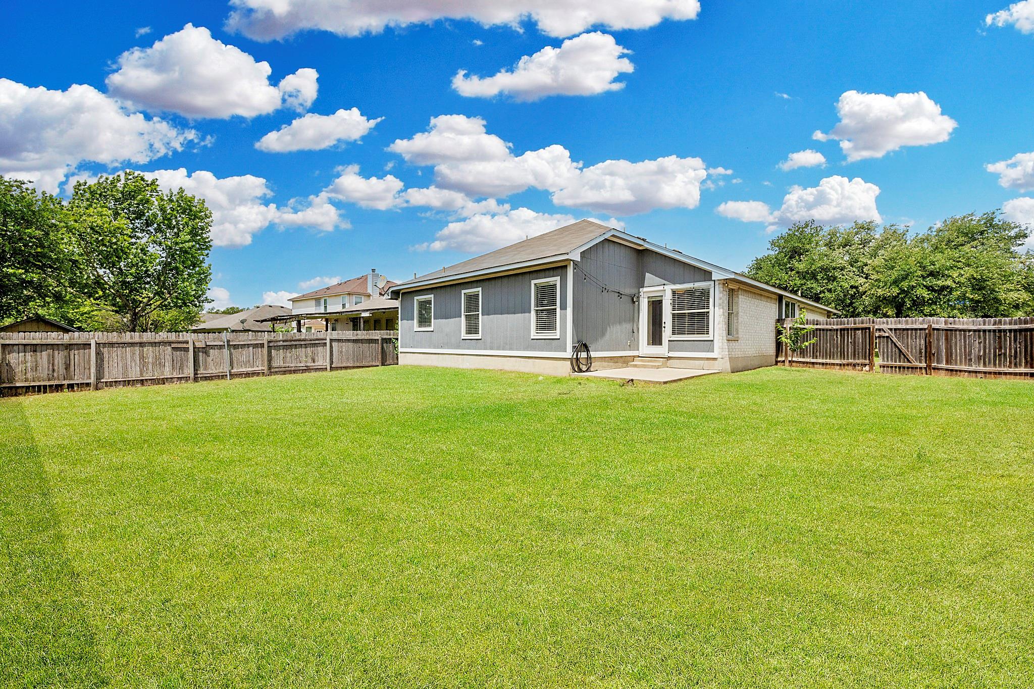 17249 Sandwick Dr, Pflugerville, TX 78660